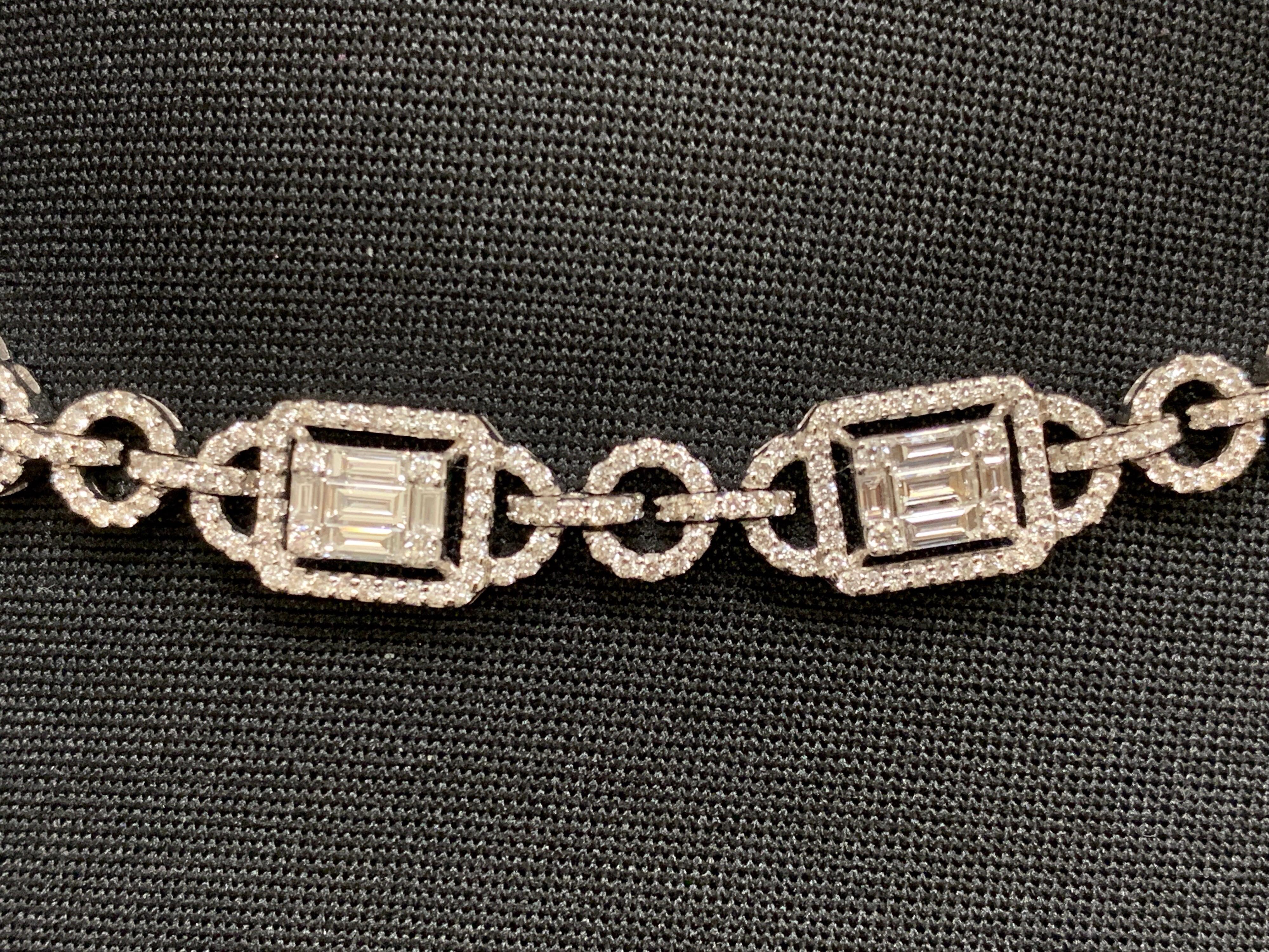 9.99 Carat Emerald Cut Cluster Diamond Necklace In New Condition In Great Neck, NY