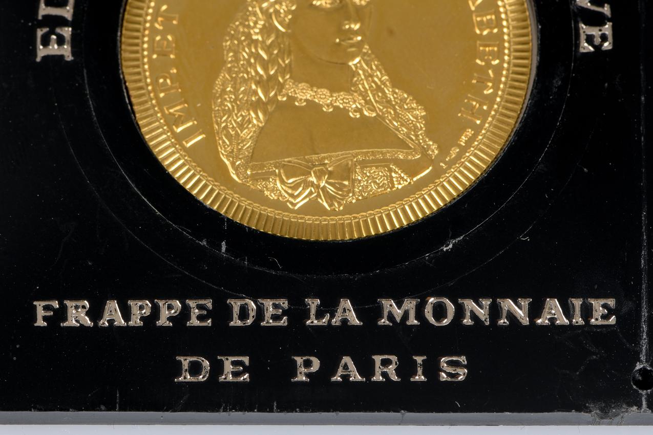 999-Tausendstel-Goldmünze mit dem Bildnis von Maria Theresia und Kaiserin Elisa im Angebot 1