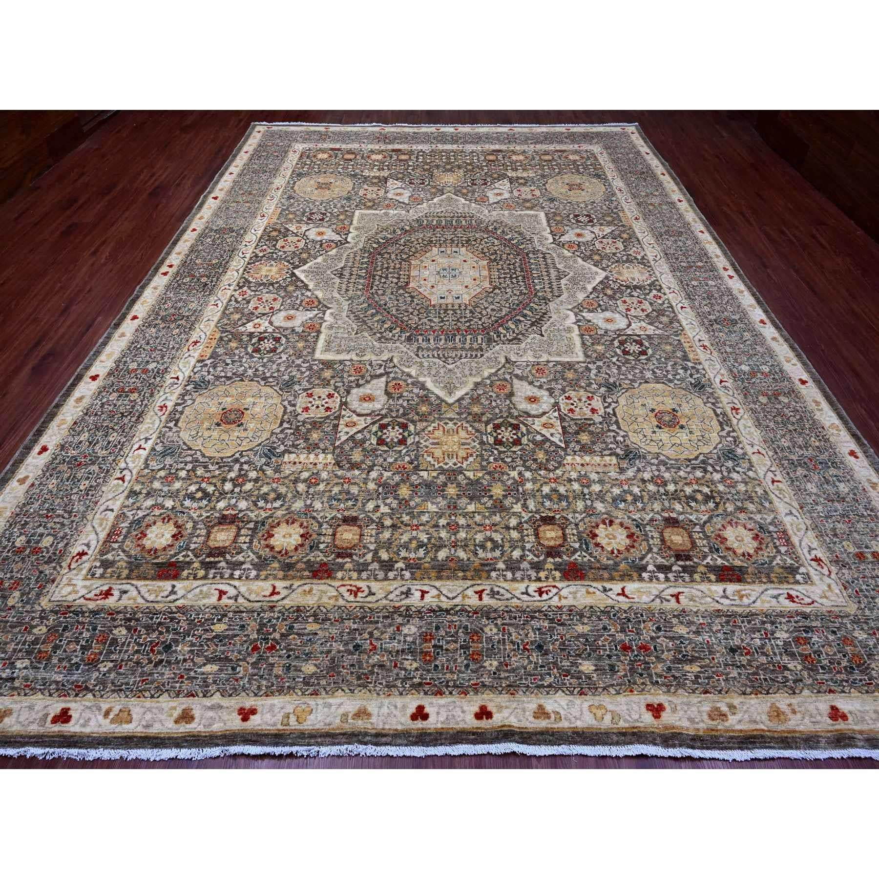 Marrón Moca, Patrón de la Dinastía Mameluca del Siglo XIV con Diseño de Medallón de Estrellas, Lana de Alta Montaña, Anudada a Mano, Tintes Vegetales, Alfombra Oriental
Materiales primarios: Lana
Látex: Sin pelo 
altura: 0,25 Pulgadas
Estilo: