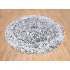 9'9"x9'9" Gray, Erased Persian Design, Wool and Silk Hand Knotted, Round Rug