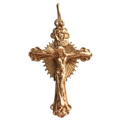 9ct 375 Gold Large Crucifix