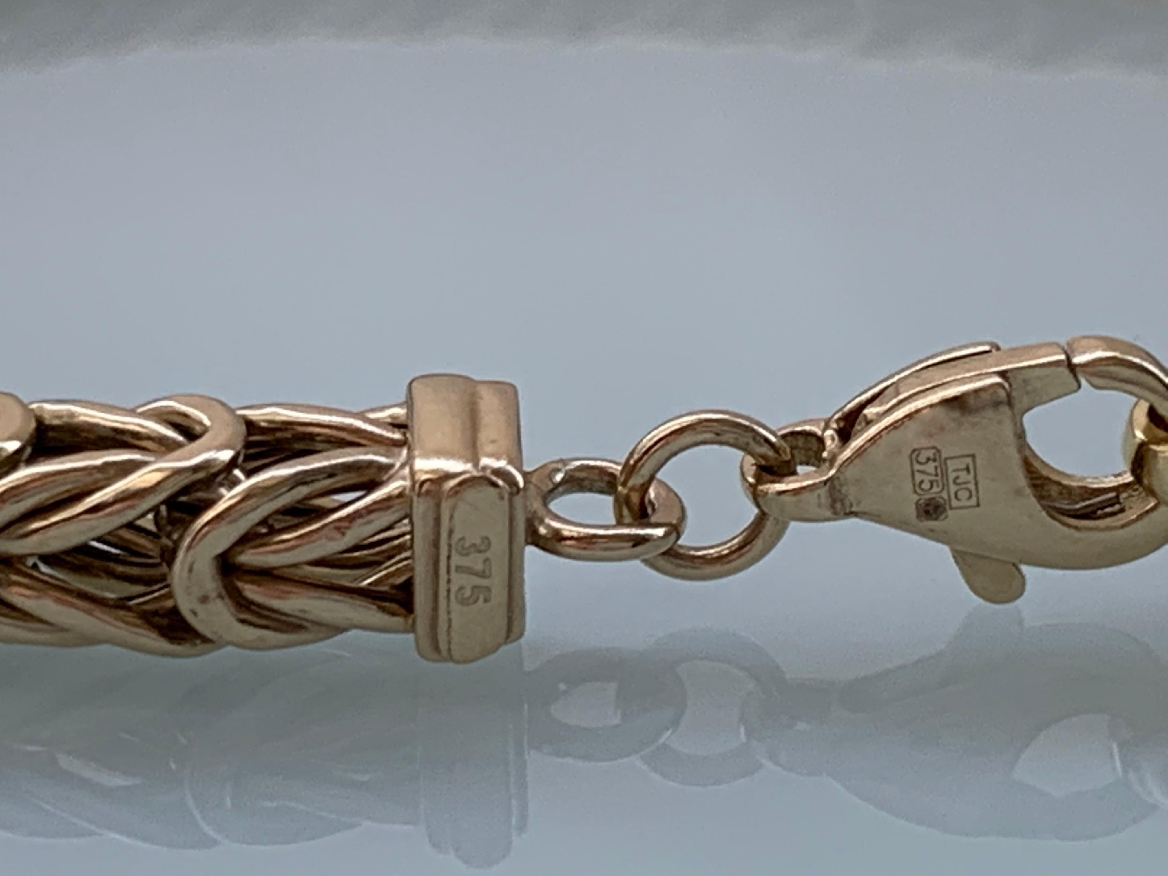 9ct 375 Gold Modern Foxtail Bracelet In Good Condition In London, GB