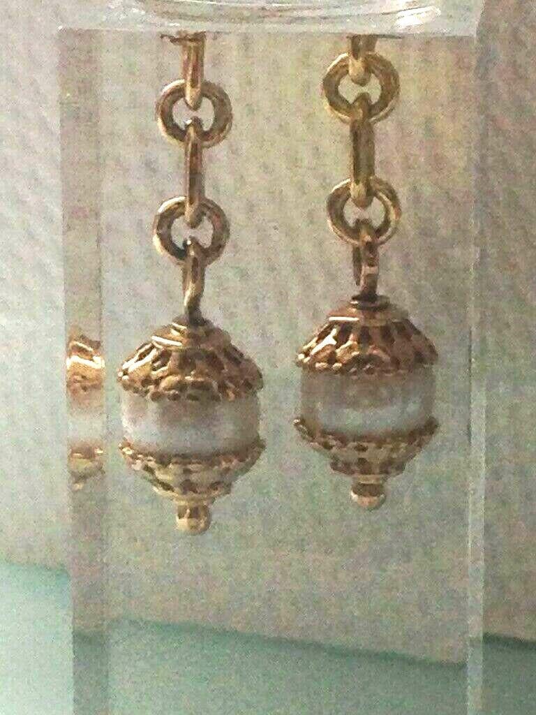 Women's 9ct Gold Pearl Earrings For Sale