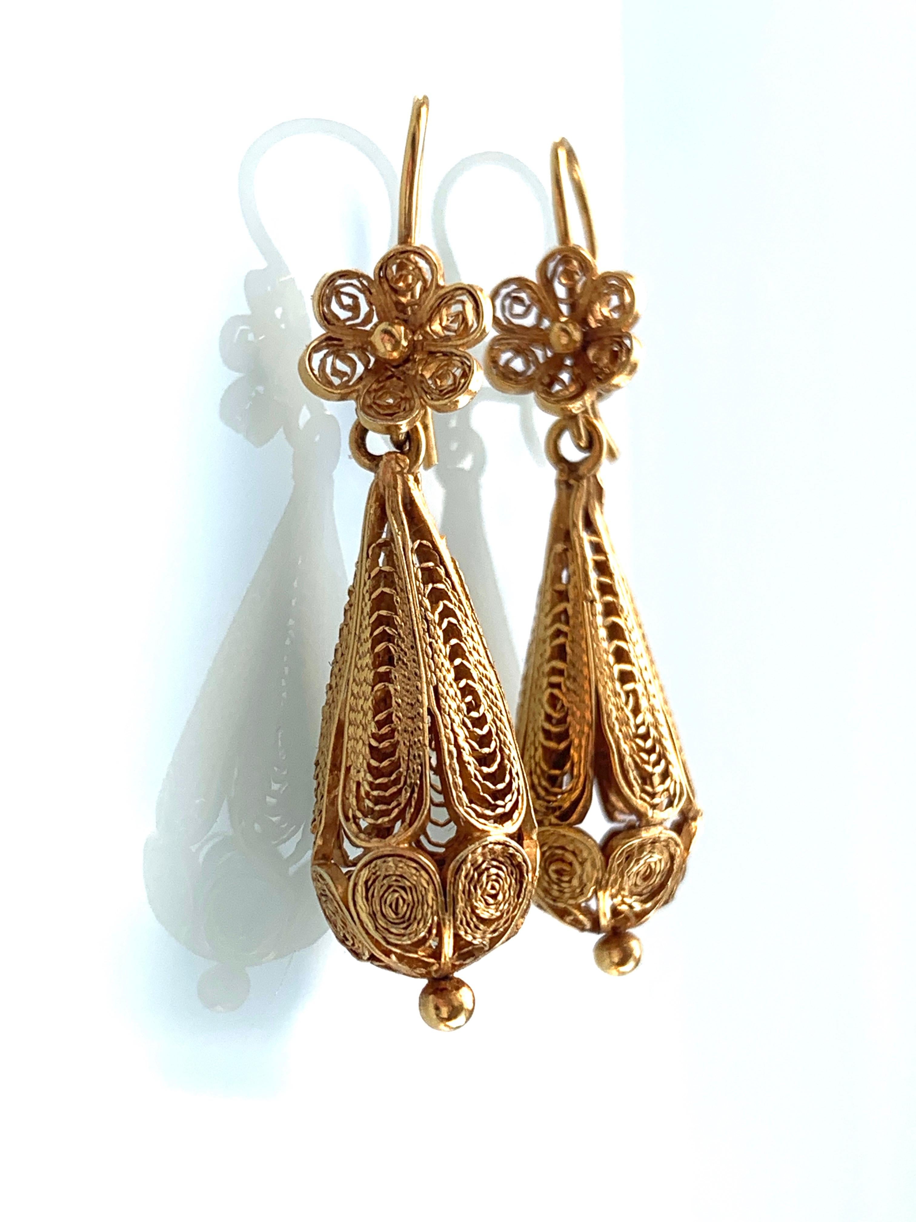 Artisan 9ct 375 Gold Portuguese Filigree Bomb Drop Earrings