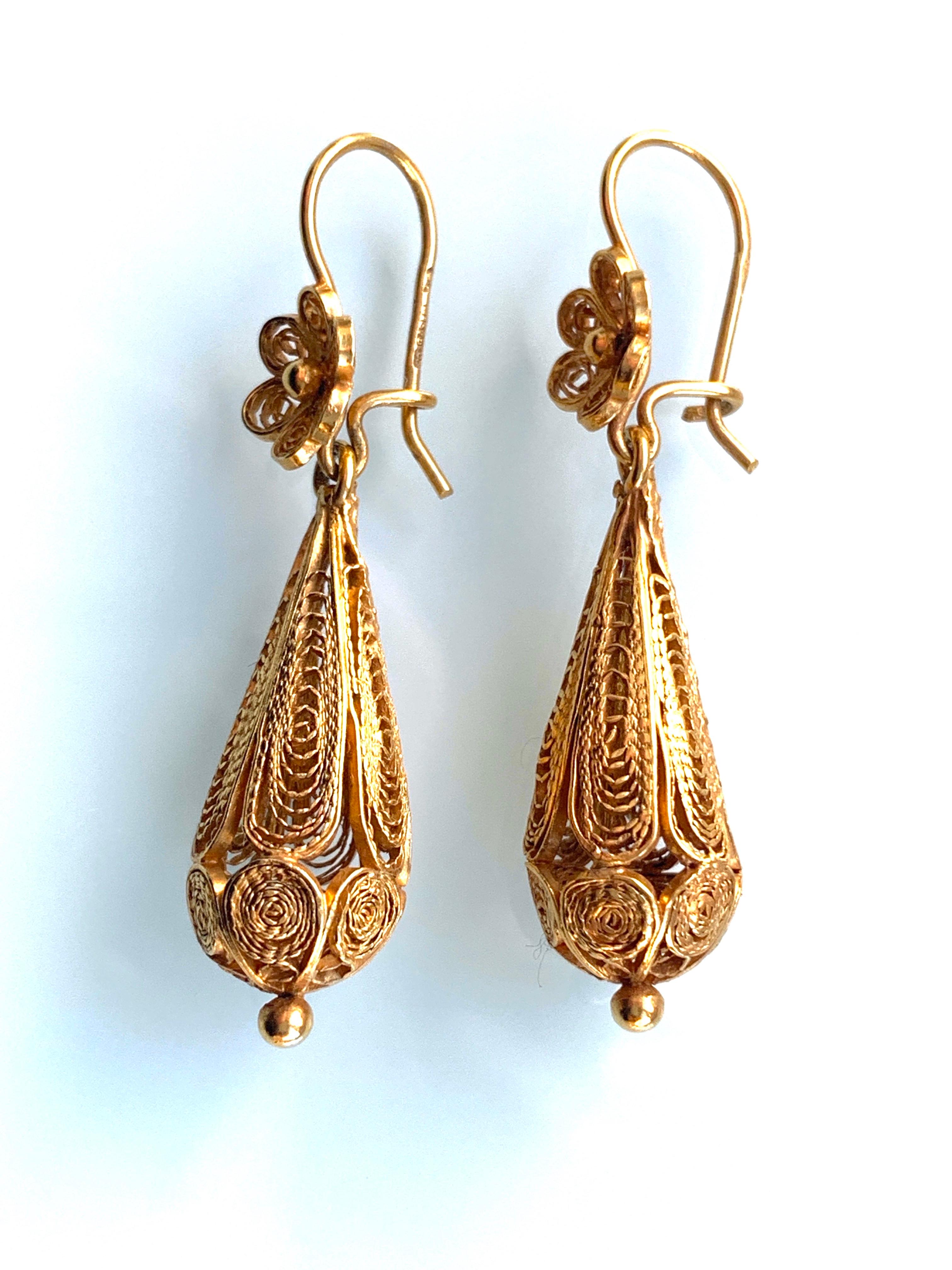 Women's 9ct 375 Gold Portuguese Filigree Bomb Drop Earrings