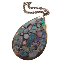 Collier d'opales brutes en or 9 carats 375, époque du collier, 1977