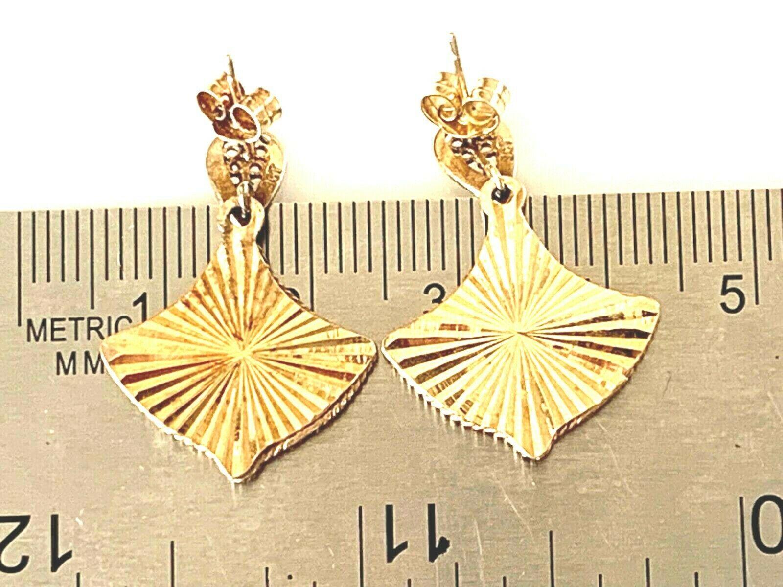 Women's 9ct 375 Gold Vintage Fan Earrings For Sale