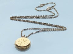 9ct 375 Gold Vintage Locket Necklace