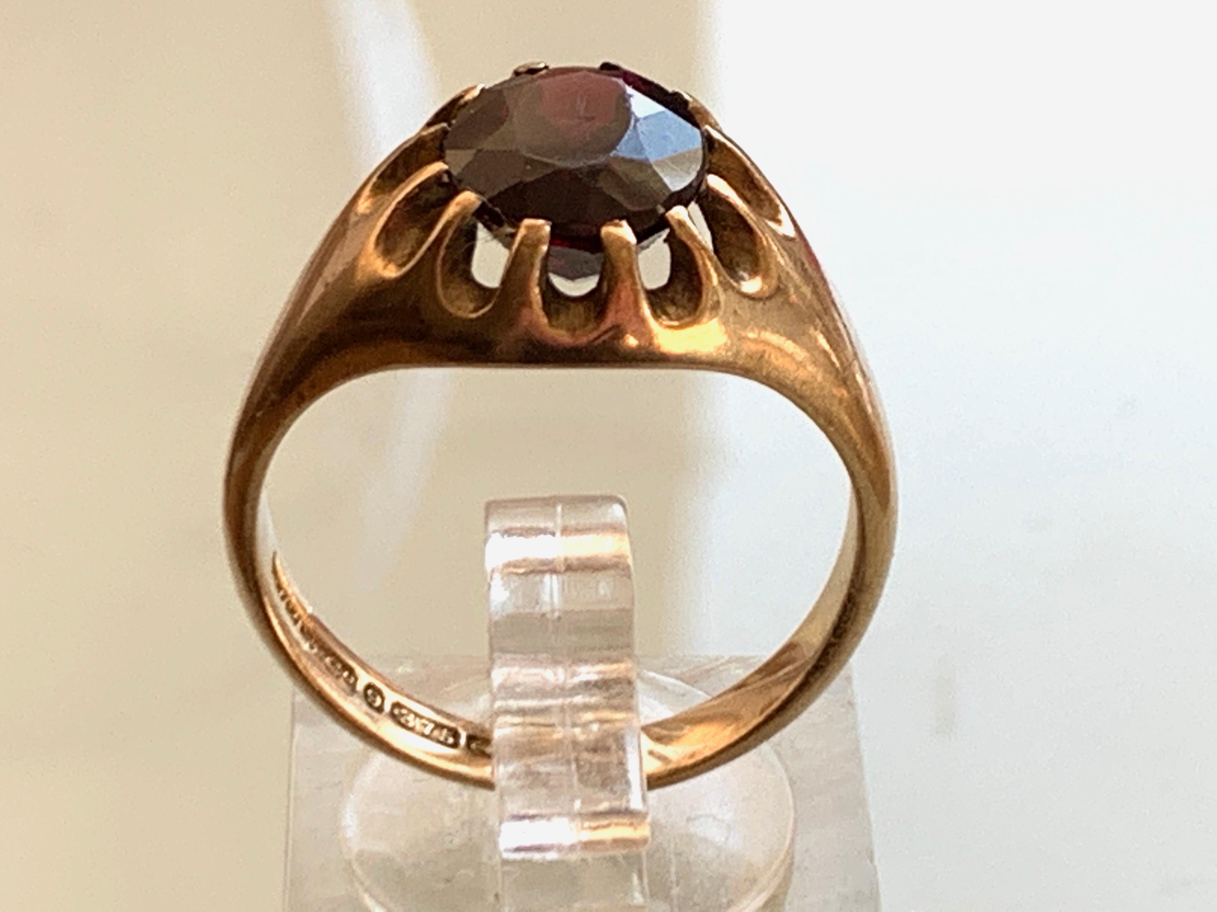 Women's or Men's 9ct 375 Gold Wine Red Stone Ring, 1950s