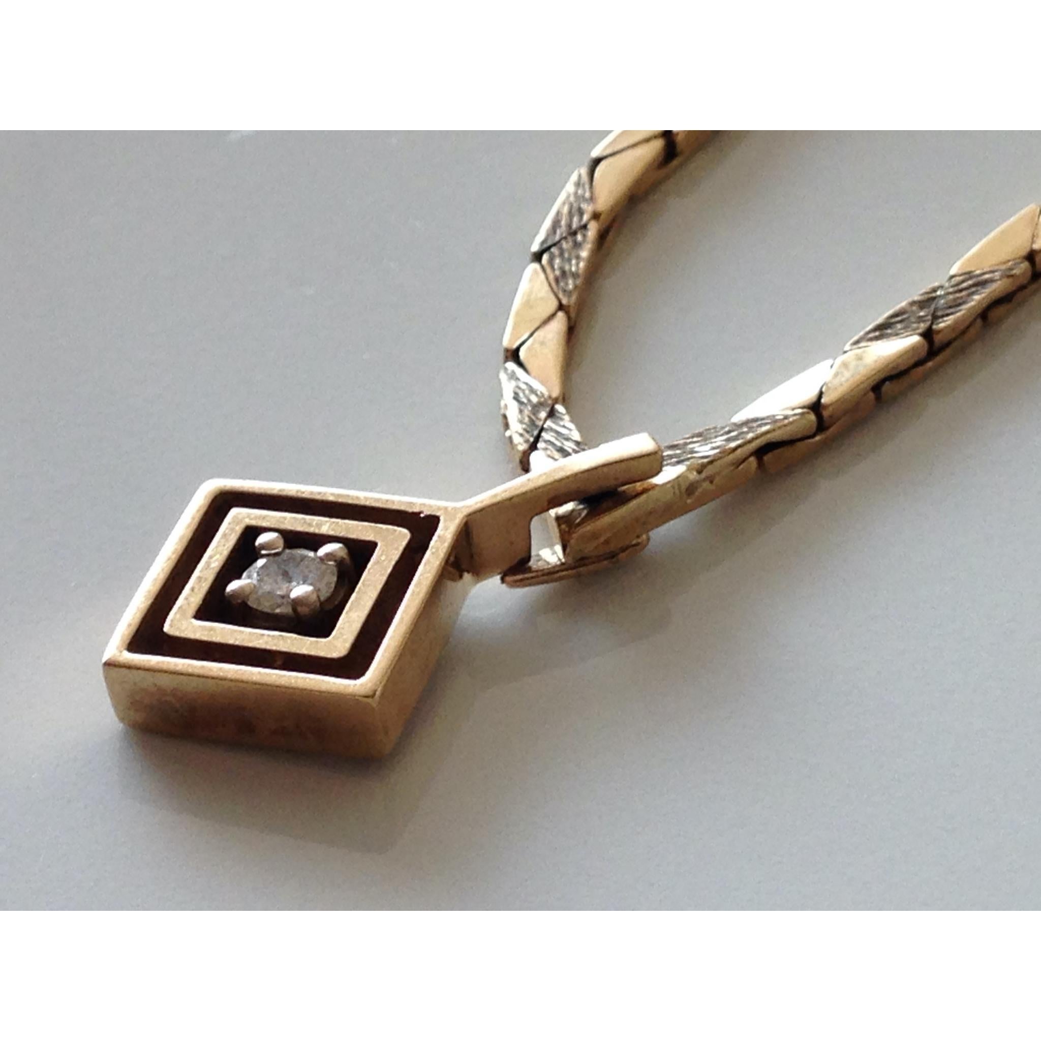 9 Karat Gold Diamant-Halskette  (Zeitgenössisch) im Angebot