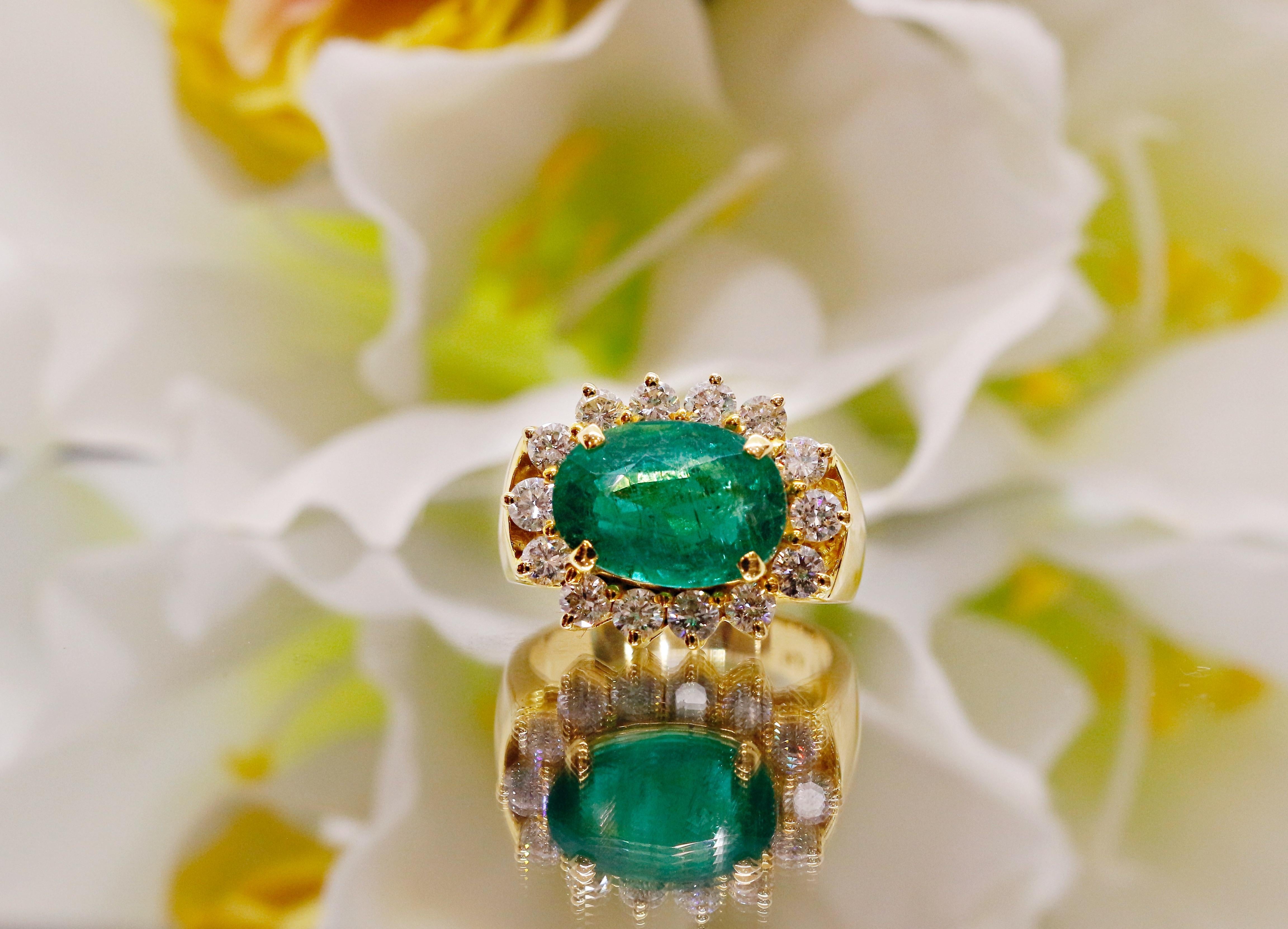 An exquisite 18k gold Zambian emerald ring.
For when only the best will do.

Handmade in Japan, this delightful emerald ring makes an unforgettable engagement token.
But, as our clients tell us, there are SO many wonderful opportunities to give