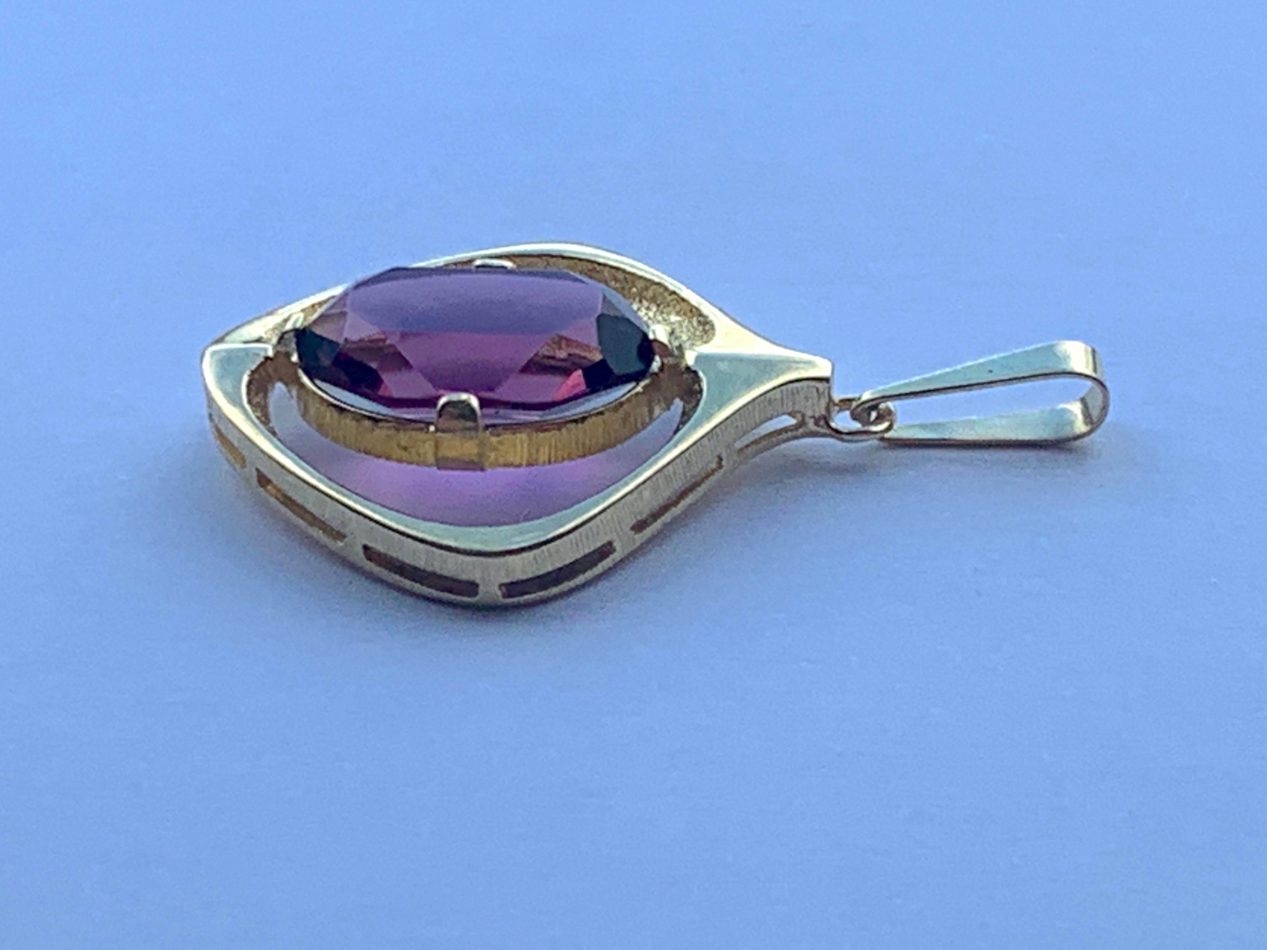 Contemporary 9ct Gold Amethyst Pendant 1970s by Hermann Siersbol For Sale