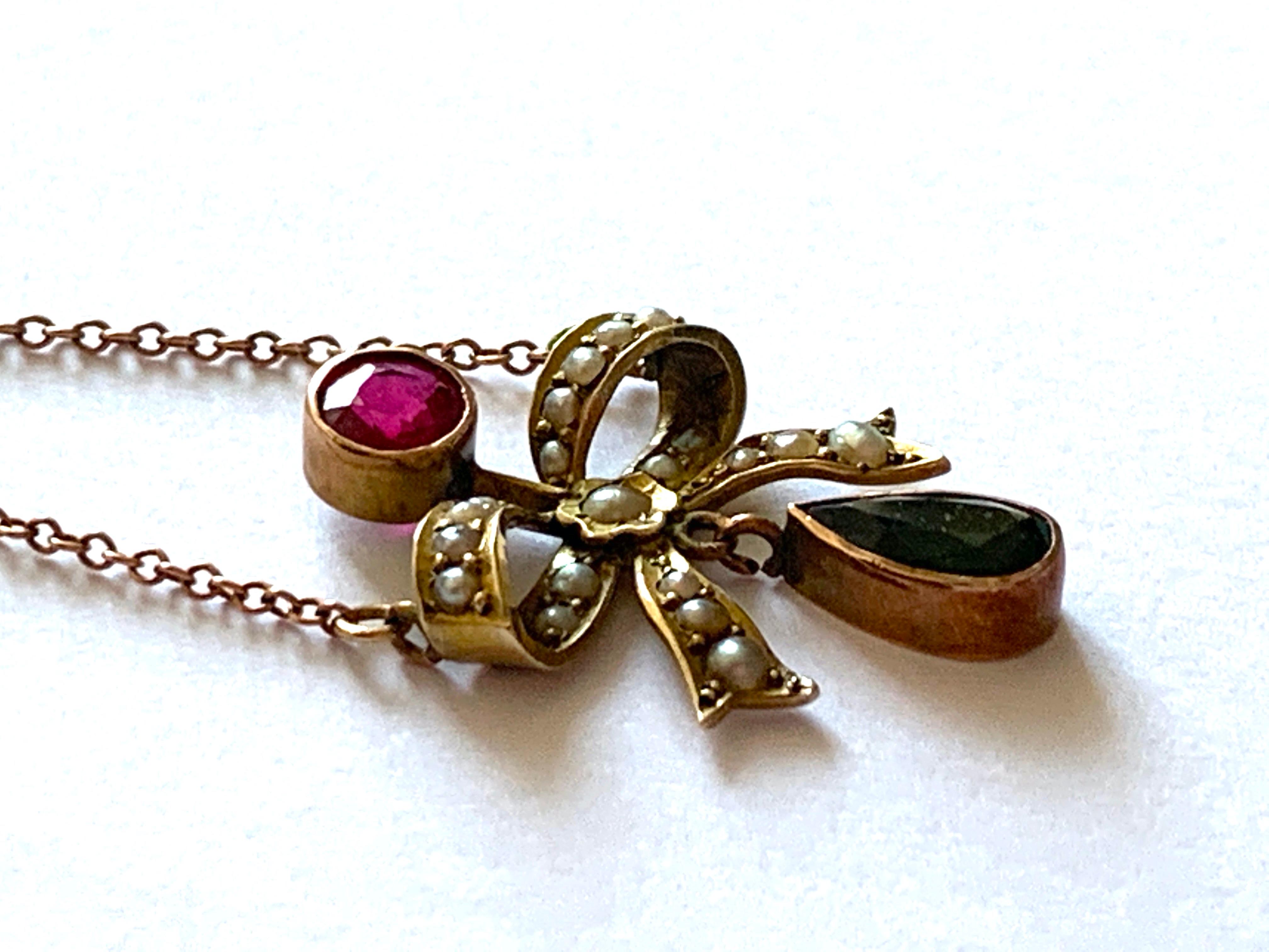 9ct Gold Antique Bow Choker Necklace 1