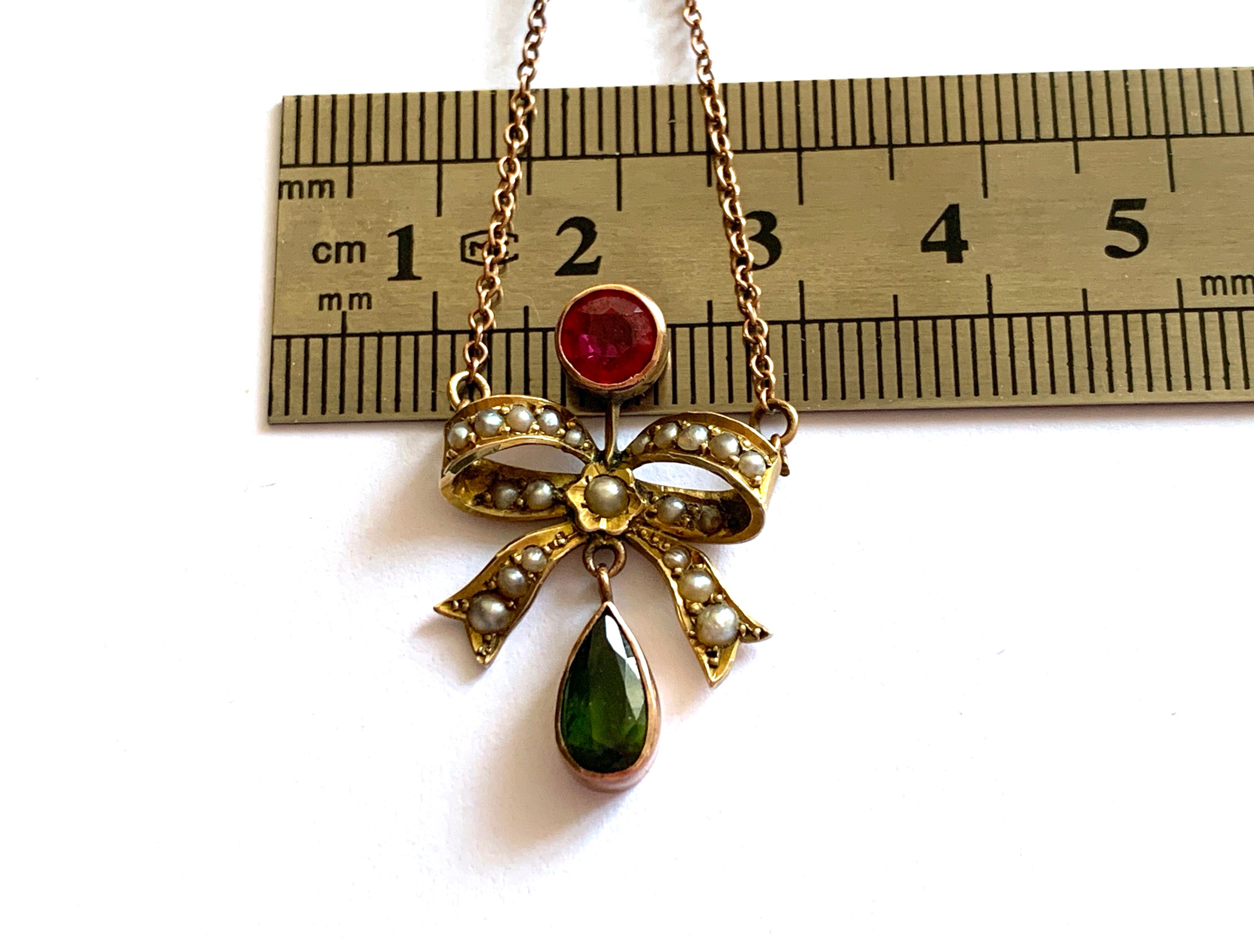 9ct Gold Antique Bow Choker Necklace 3