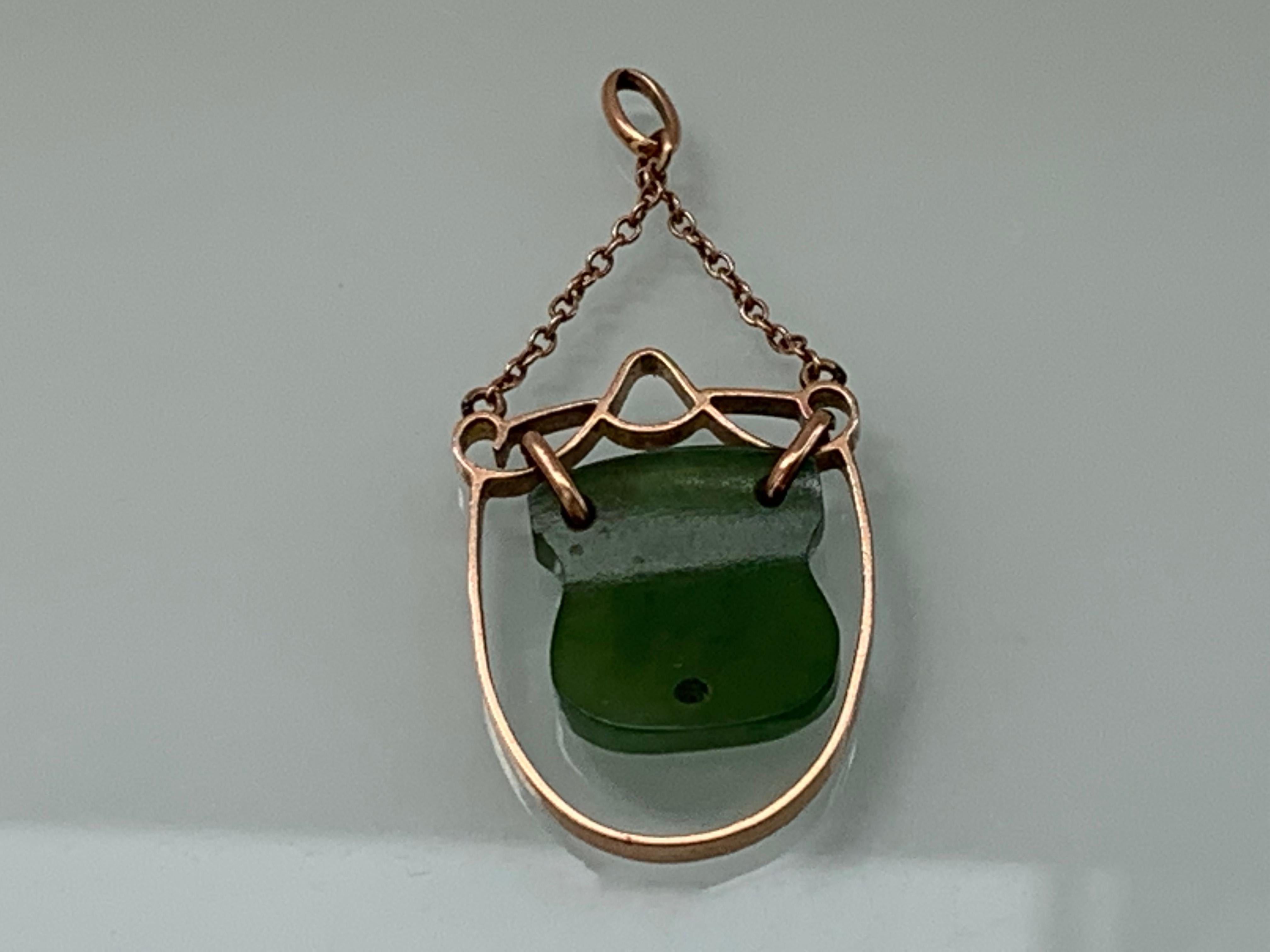 9ct Gold Antique Jade Intaglio Pendant For Sale 1