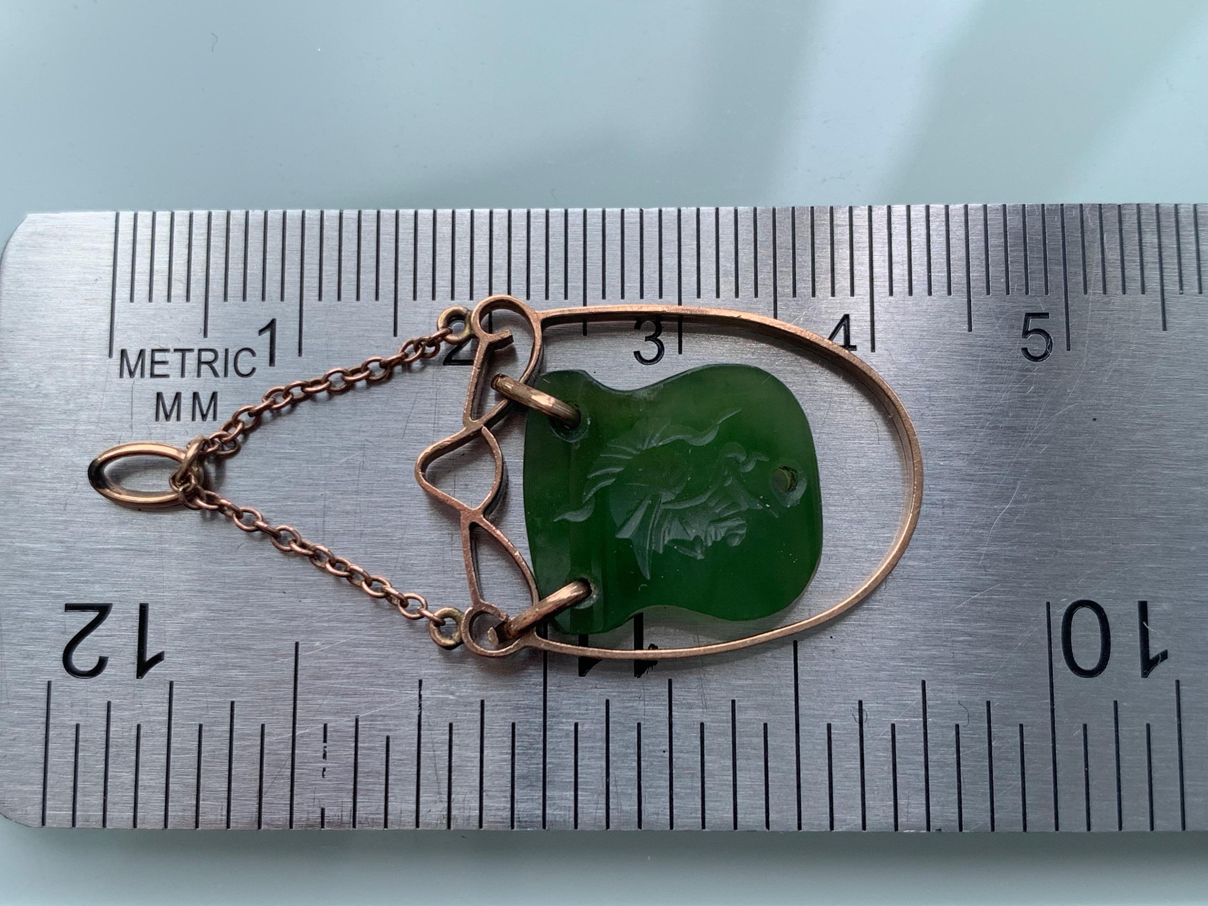 9ct Gold Antique Jade Intaglio Pendant For Sale 2