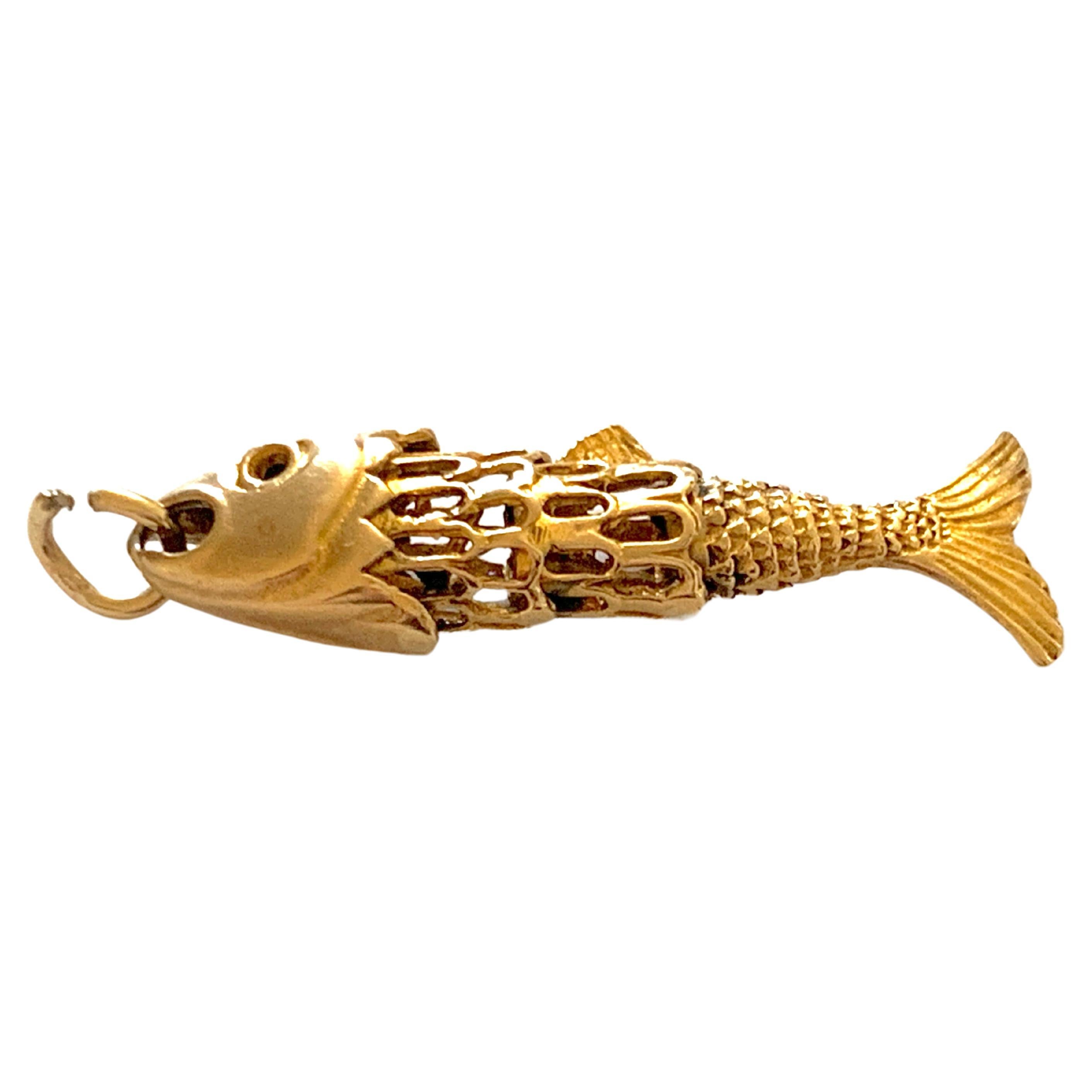 9ct Gold Articulated Fish Pendant