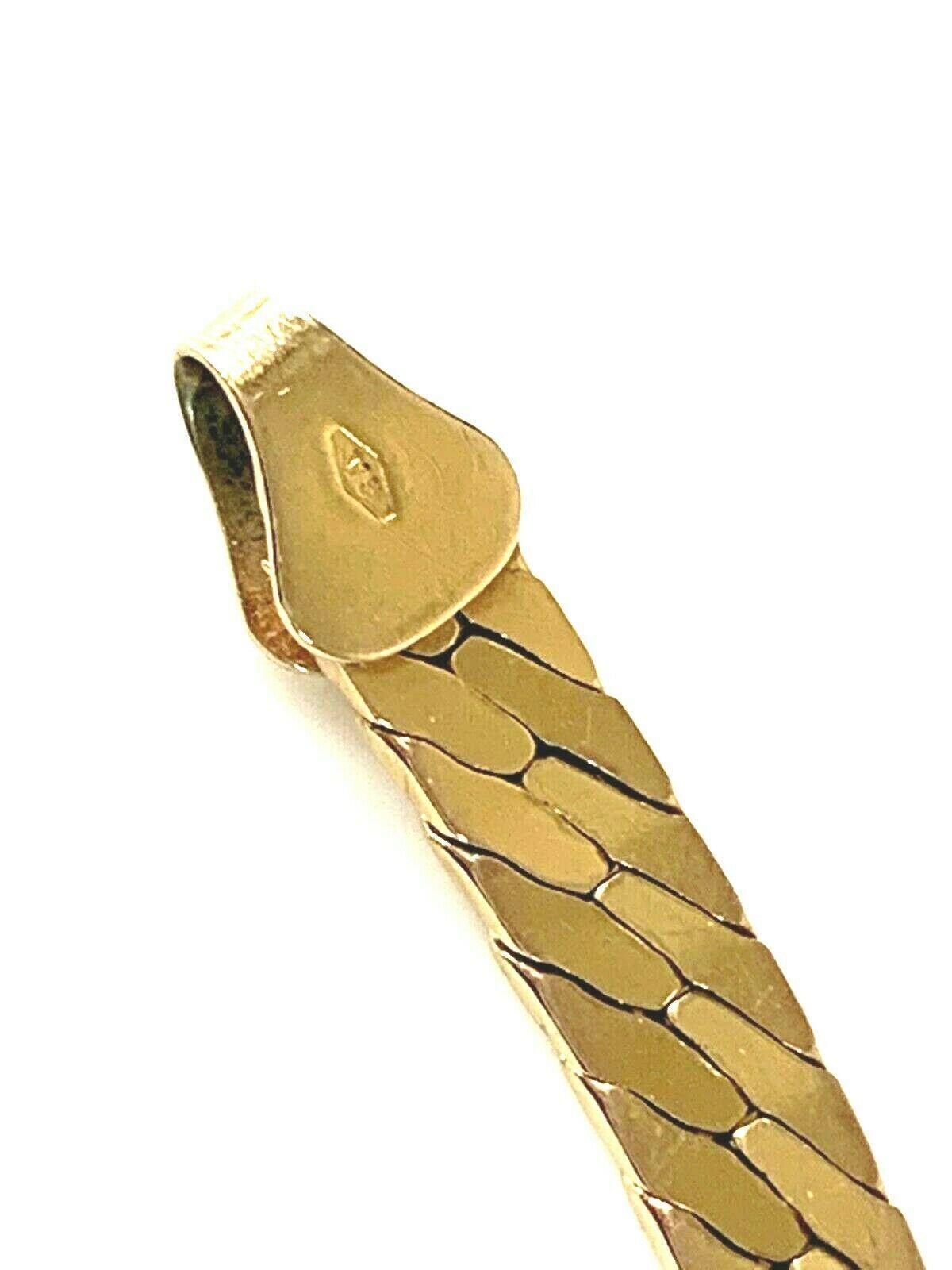 9ct Gold Bracelet by Italian Goldsmiths Unoaerre For Sale 1