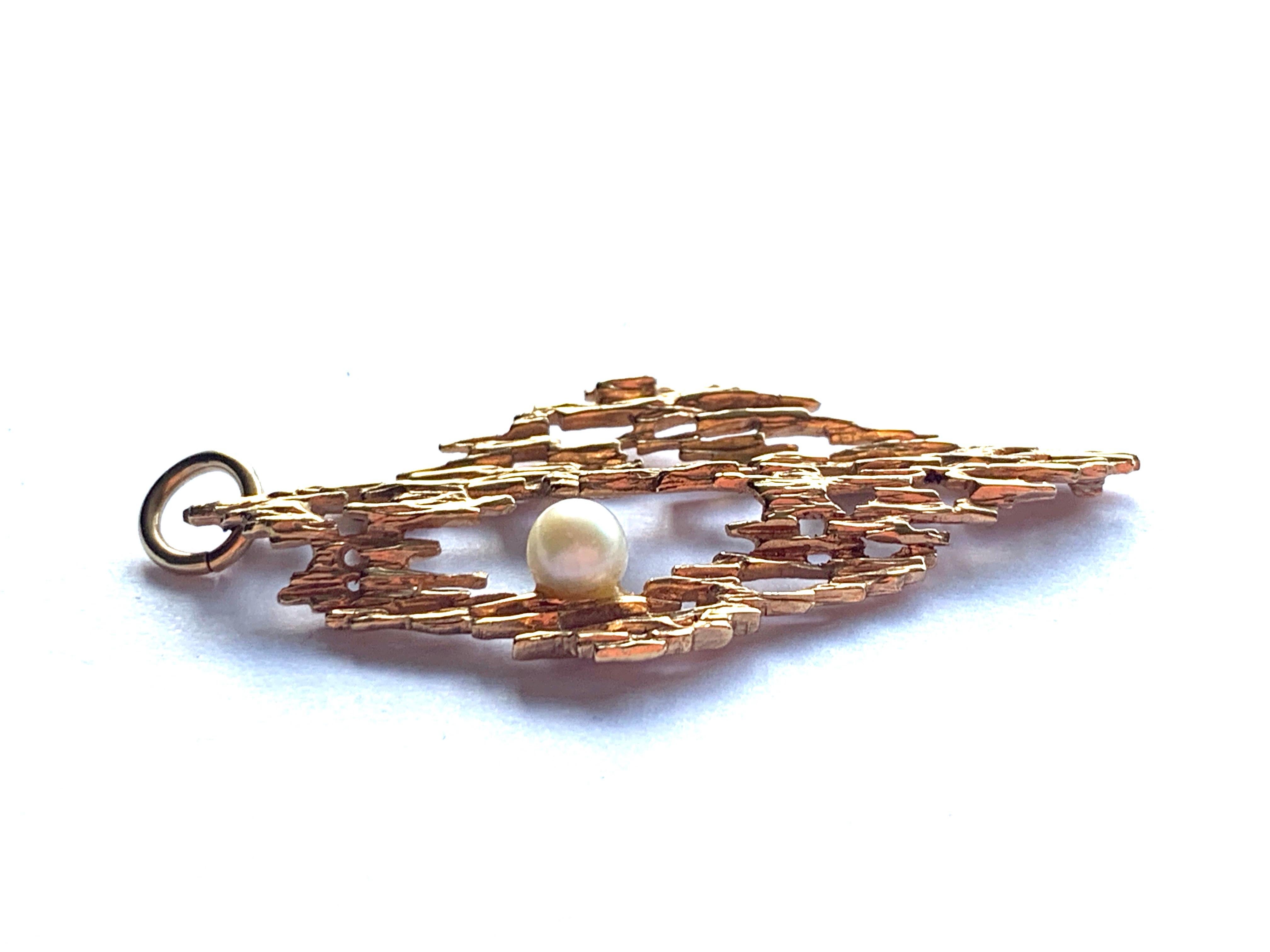9ct Gold Brutalist Design Perle Anhänger im Zustand „Gut“ in London, GB