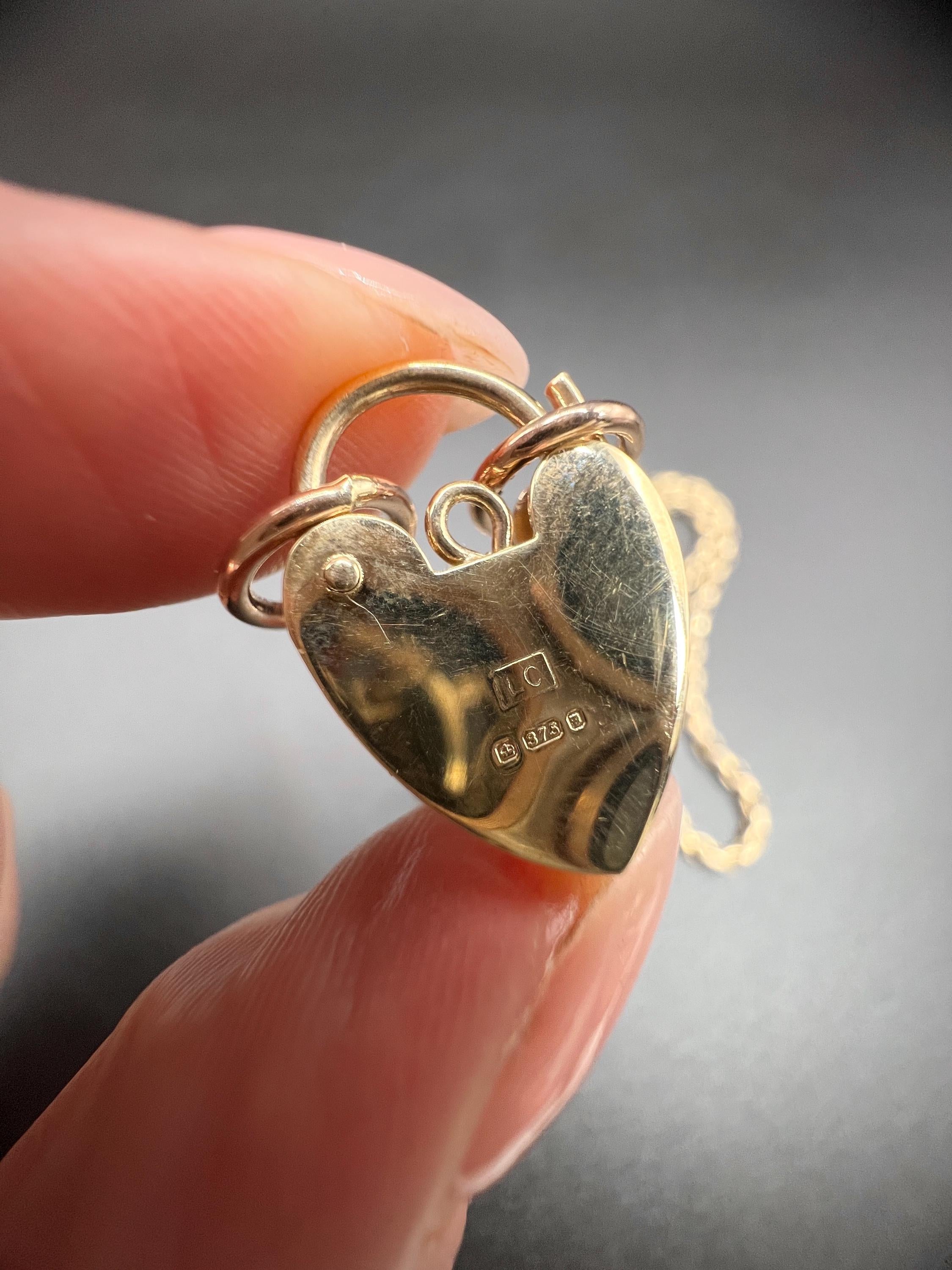 Cadena Belcher de oro eduardiano de 9 ct de 21 pulgadas, ovalada y facetada, con cierre de candado en forma de corazón 1