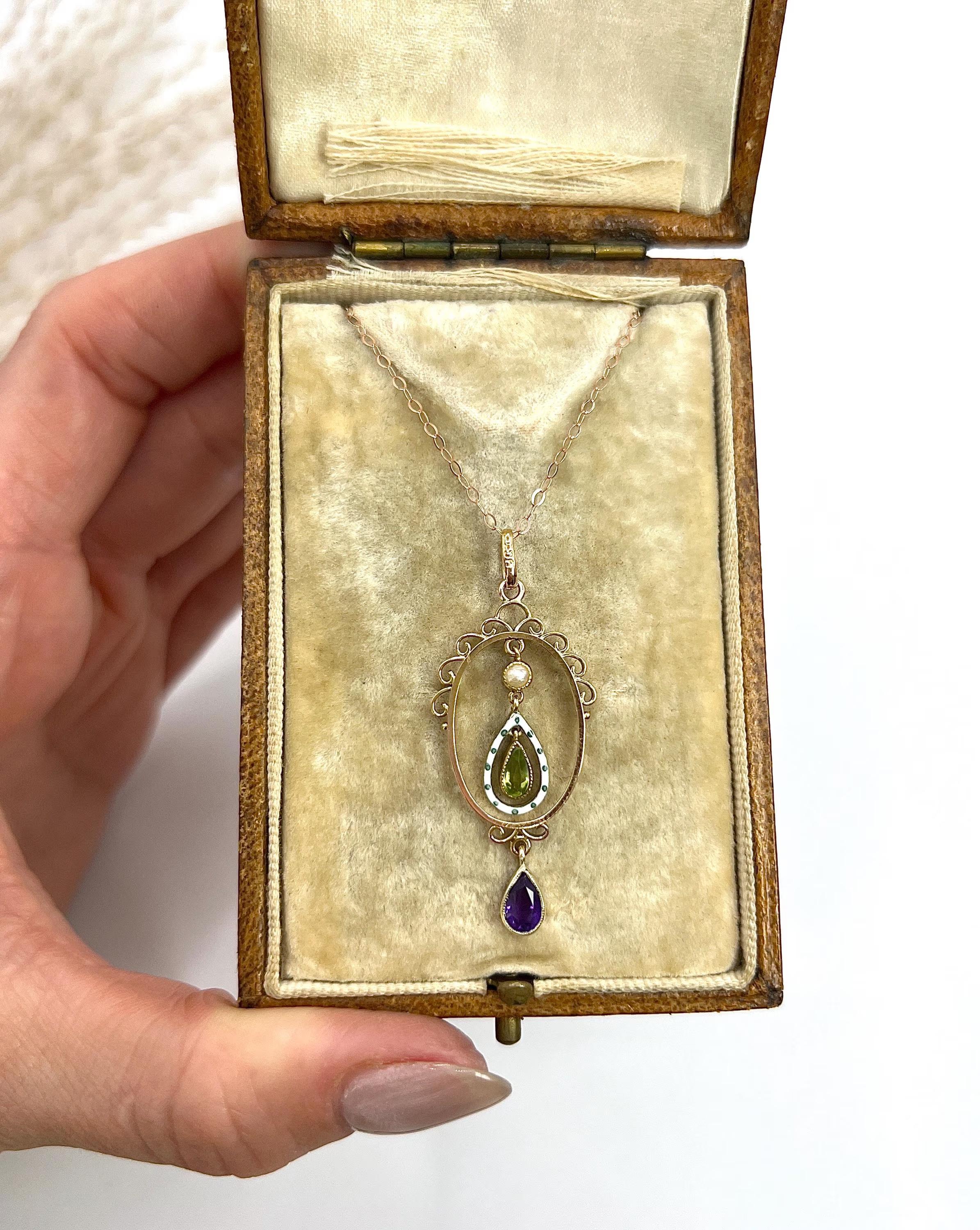 Pendentif Suffragette en or 9ct, de style édouardien, en améthyste, péridot, perles de rocaille et émail en vente 3