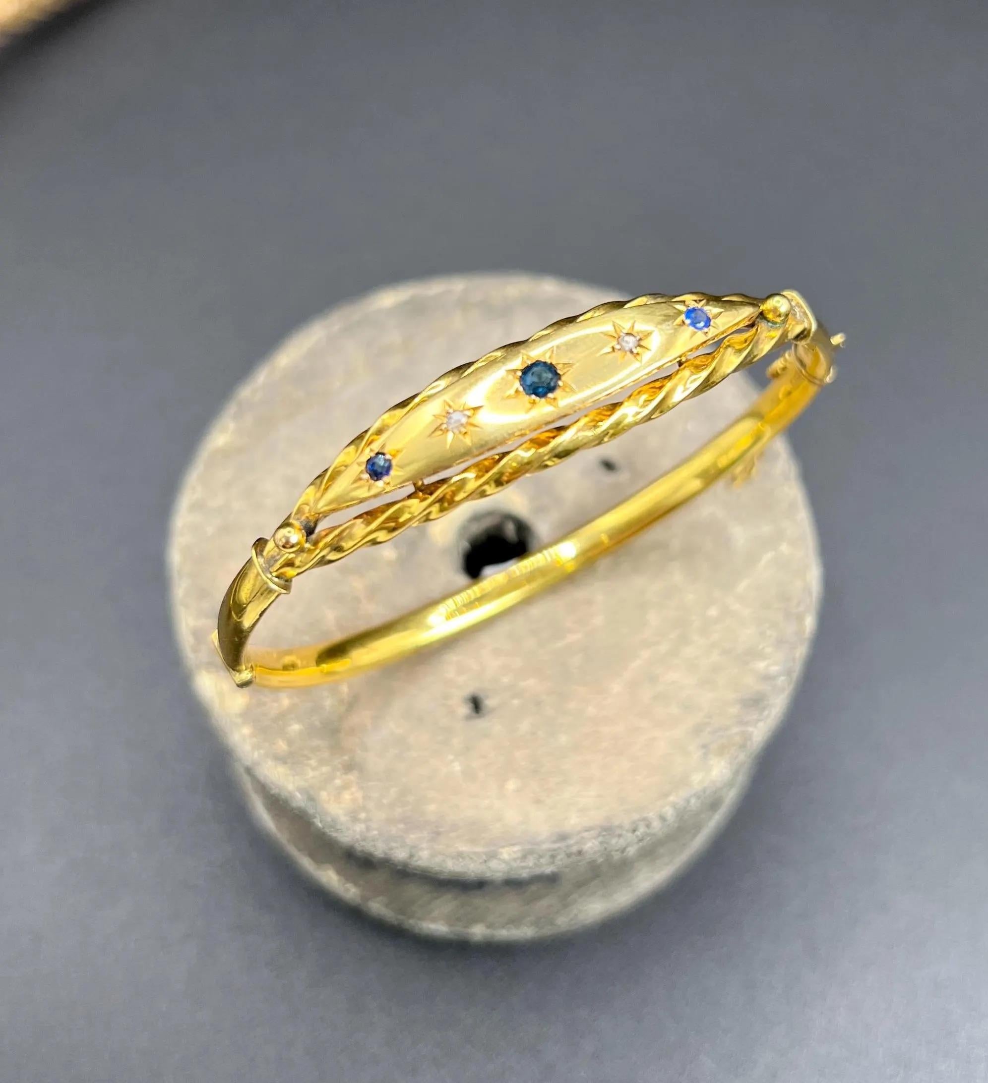 Bracelet jonc édouardien en or 9 carats, saphirs sertis en étoile et diamants, poinçonné Chester 1907 en vente 3