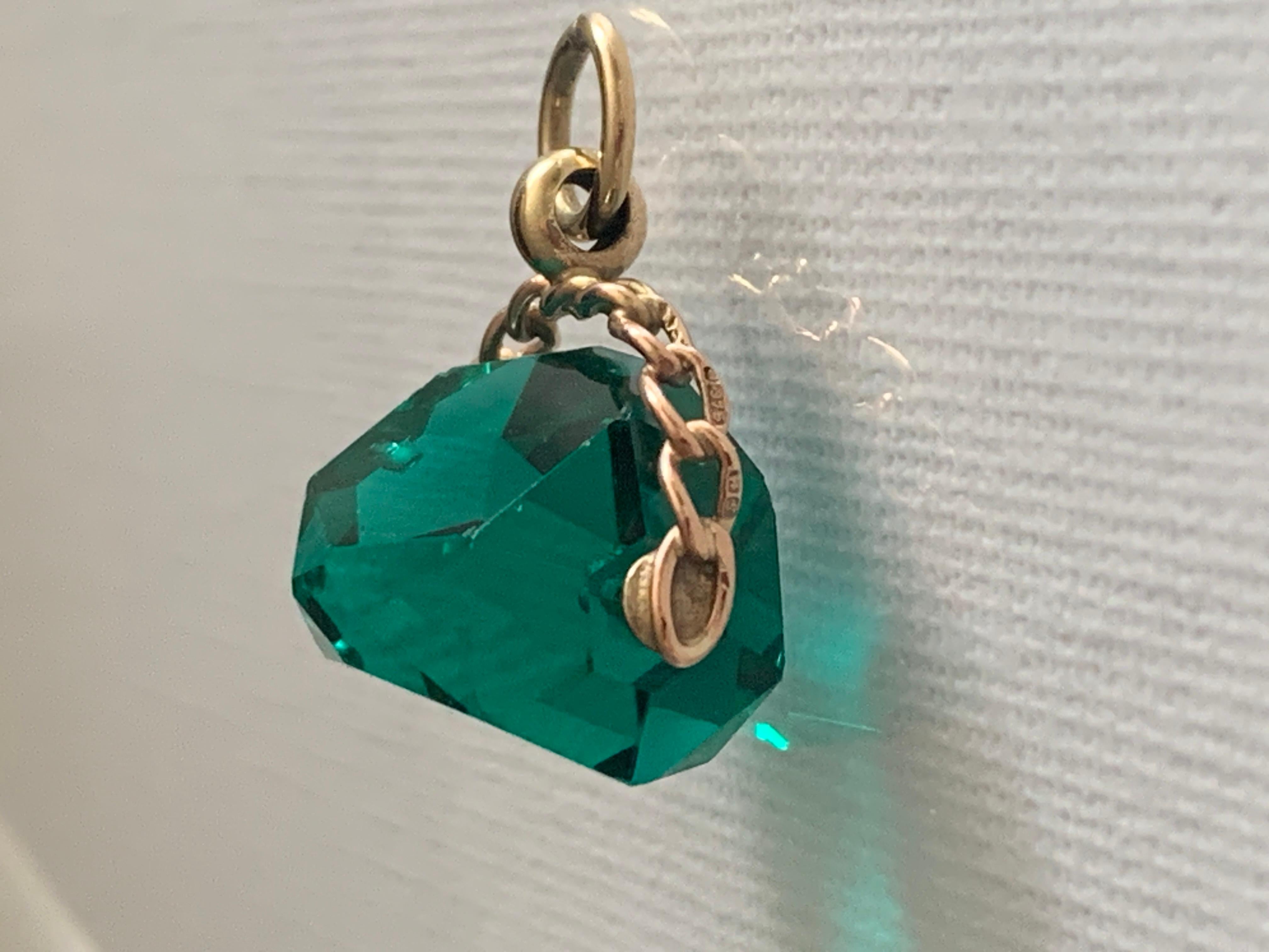9ct Gold Emerald Green Glass Spinner Charm For Sale 1