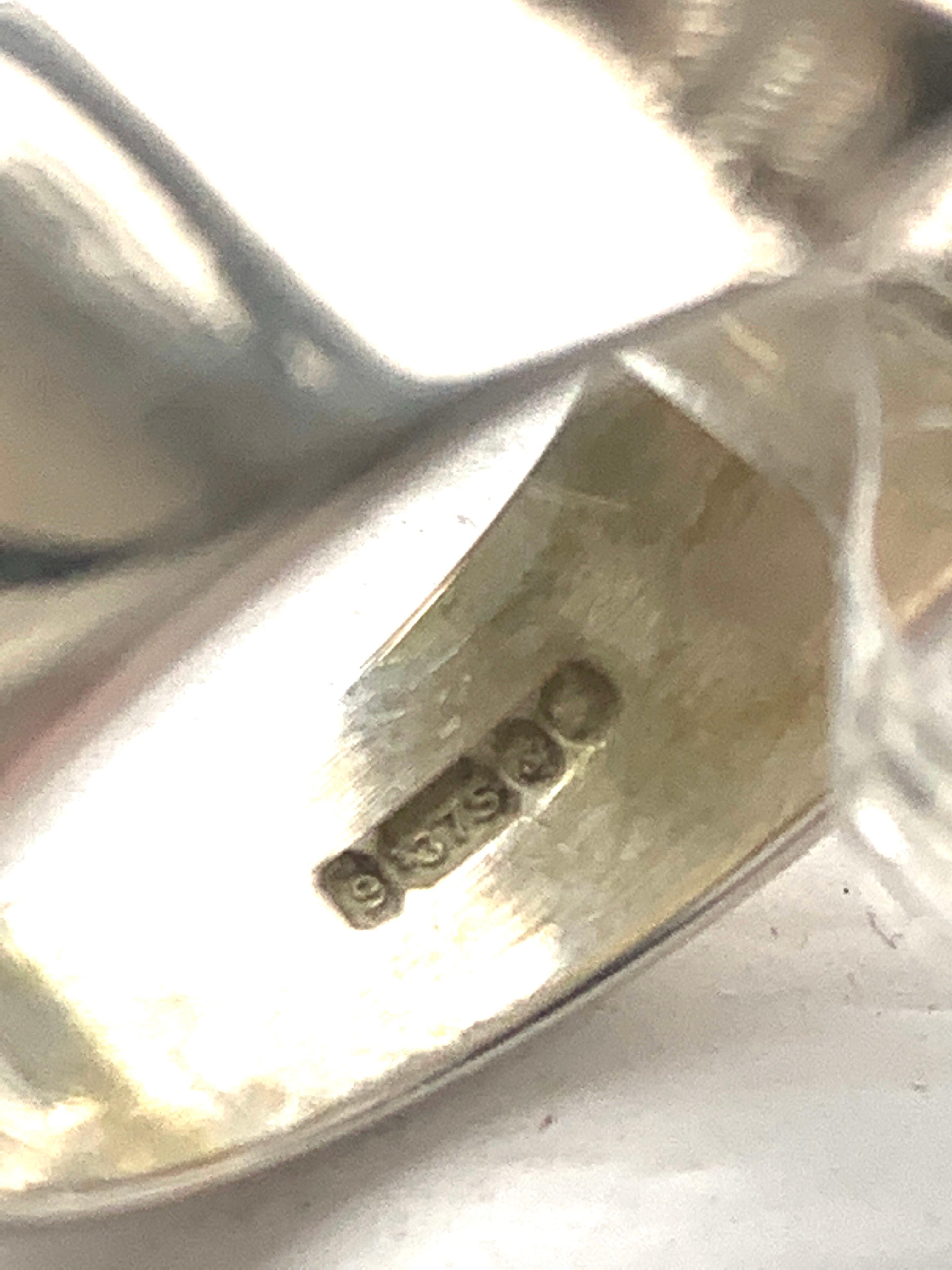 Anillo de oro de 9 ct con sello de calidad y rubí rosa 8,8 gramos Art Decó