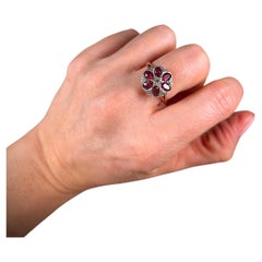 Antique 9ct Gold Garnet & Diamond Daisy Cluster Ring Set with Faceted Garnet Petals  
