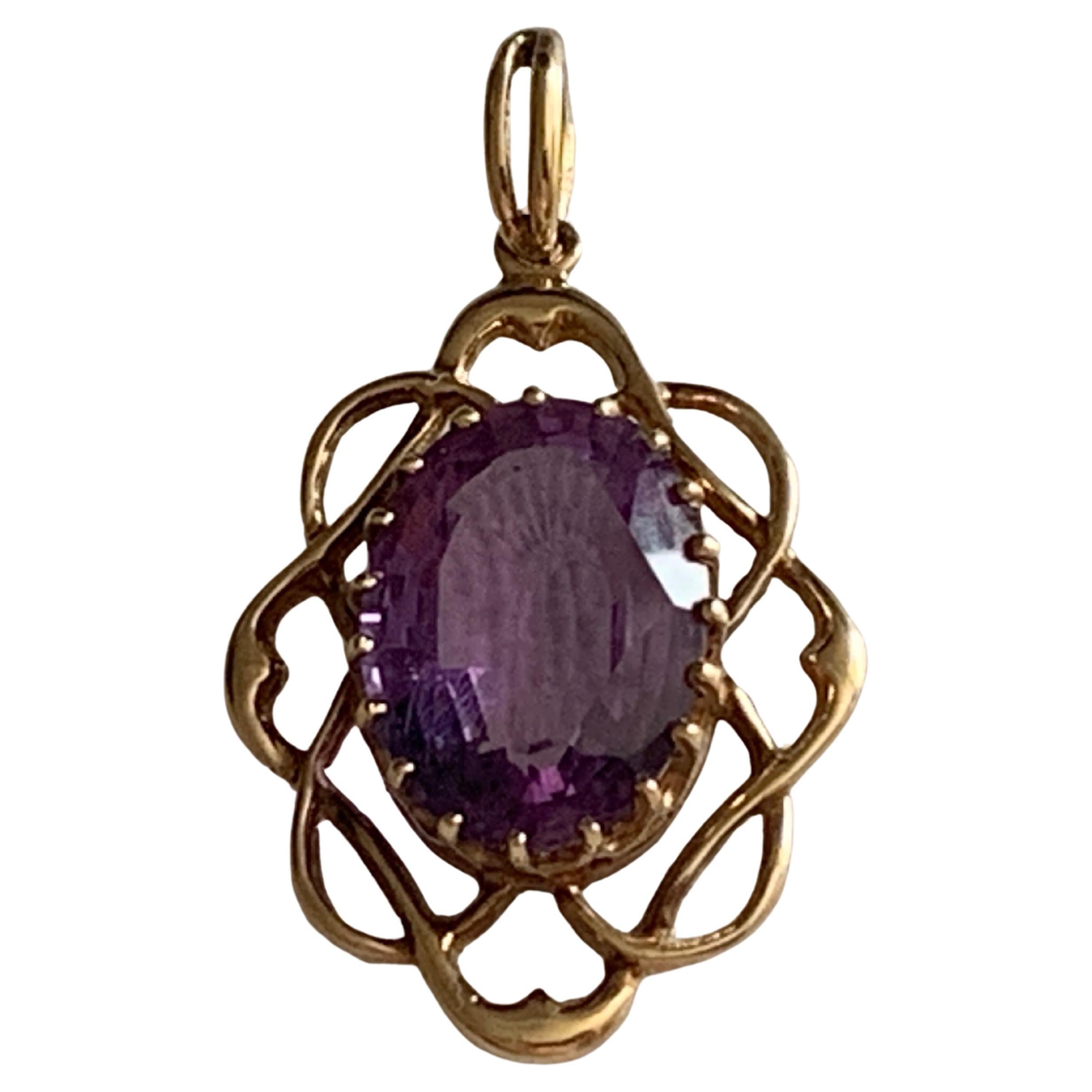 9ct Gold Large 7.52 Carat Amethyst Pendant For Sale