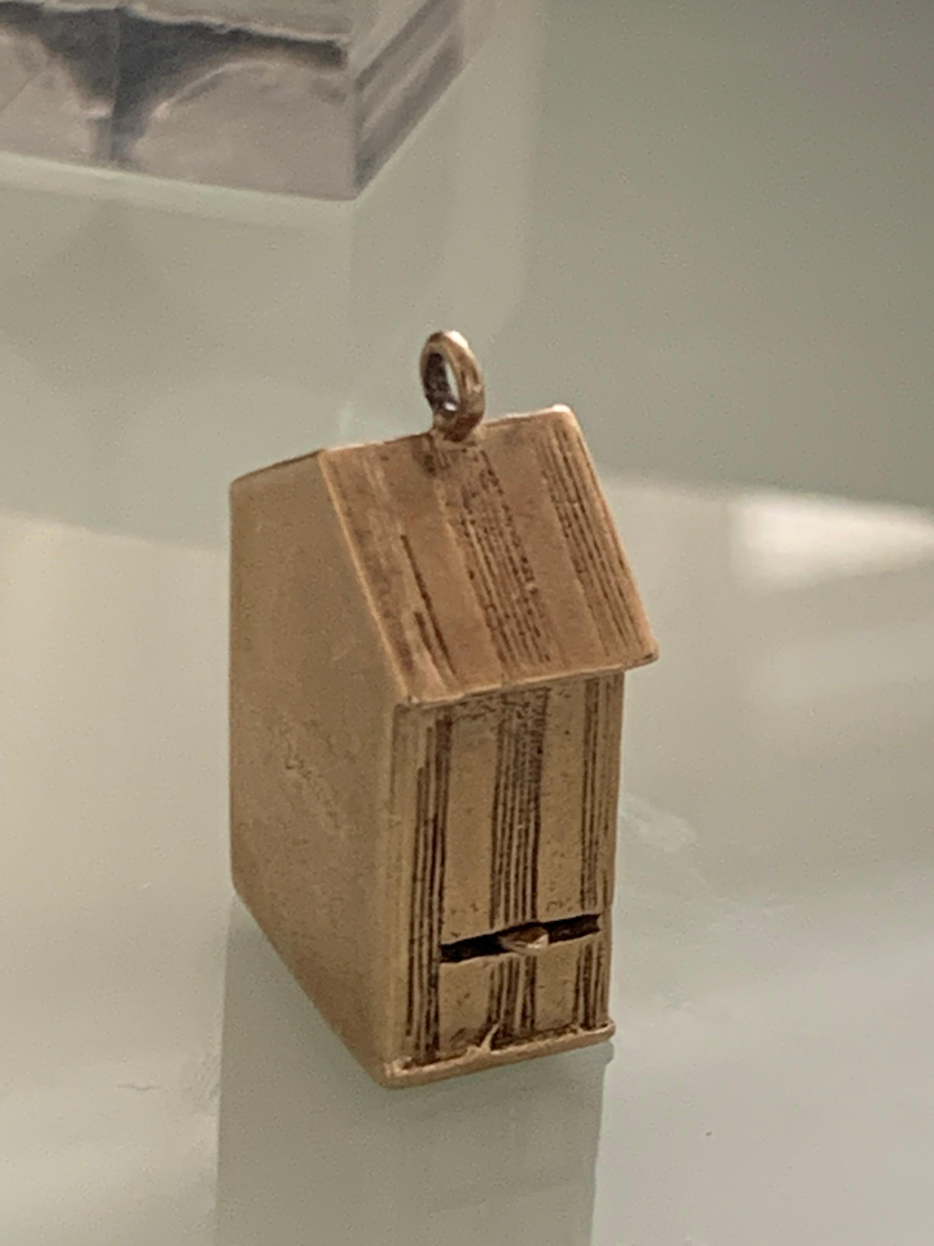 9ct Gold Punch & Judy Charm For Sale 3