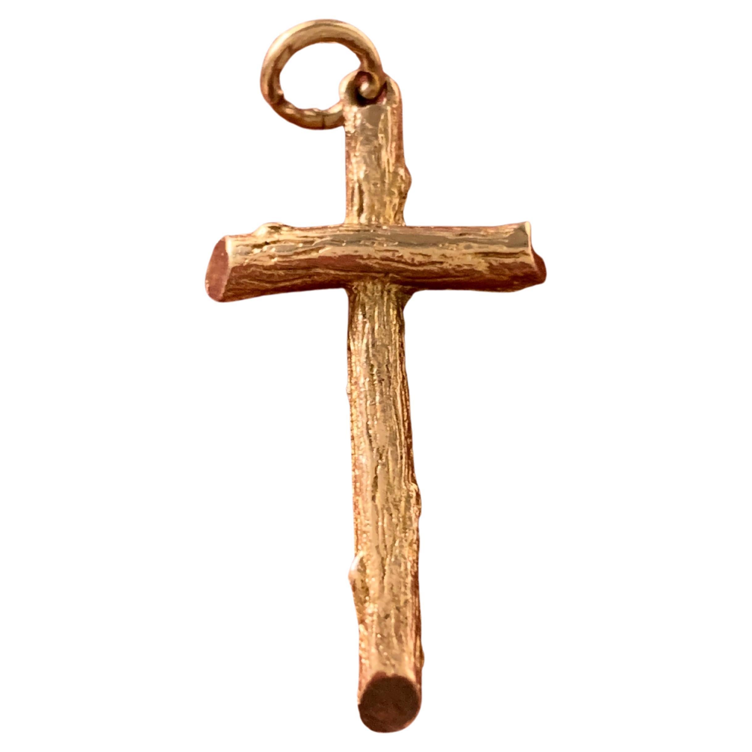 9ct Gold Rare Bark Design Cross 