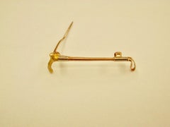 9ct Gold Riding Crop Brooch, Dated Circa 1910, William Goss, Birmingham