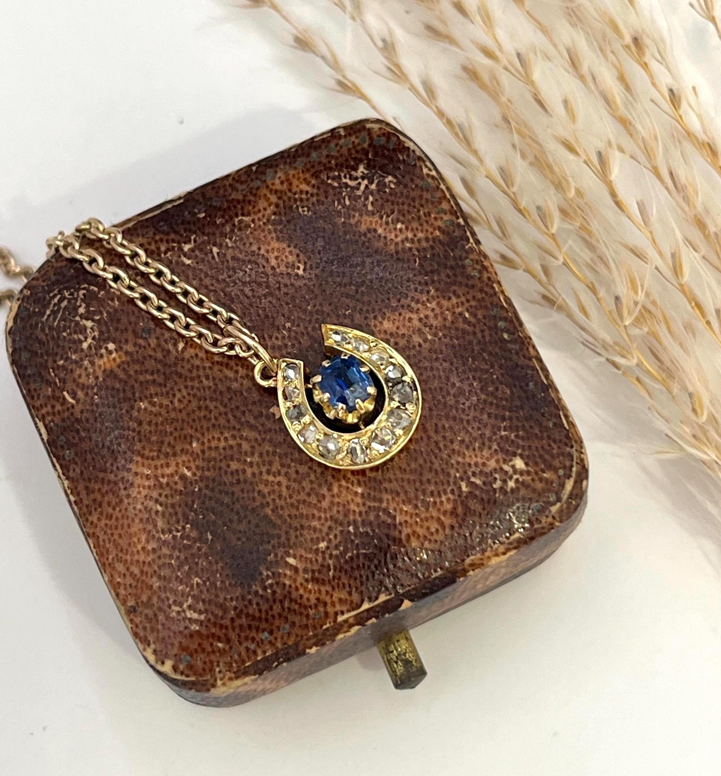 Collier à pendentif en or 9ct, saphir et diamant, fer à cheval chanceux, vers 1880 en vente 5