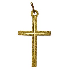 9 Karat Gold Texturiertes graviertes Kreuz