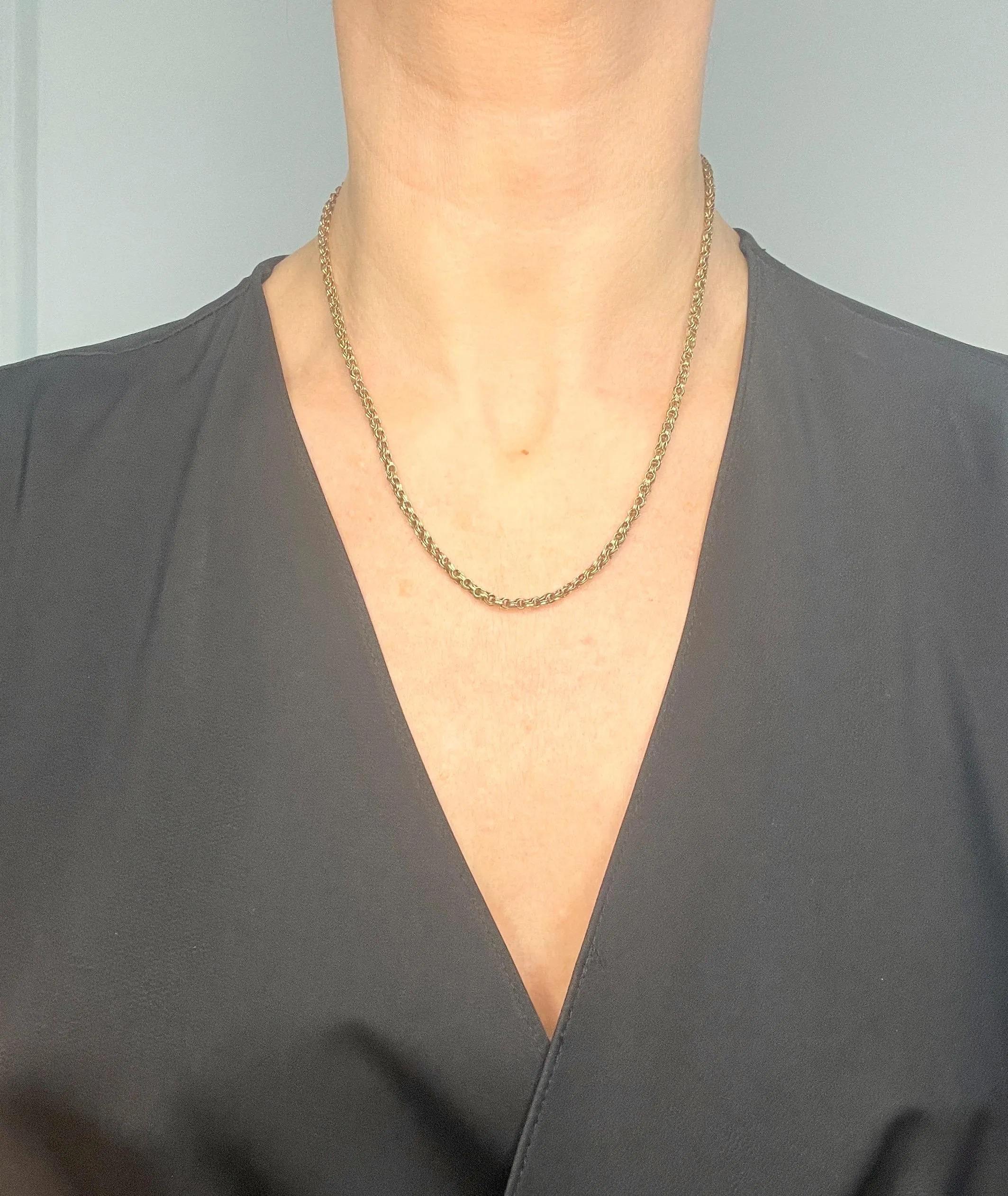 Antique Double Belcher Link Chain

9ct Gold

Circa 1880

This 9ct  gold fancy double belcher link chain is an exquisite piece of jewellery that is perfect for any occasion. The chain measures approximately 18 1/4 inches in length and 3mm in width,