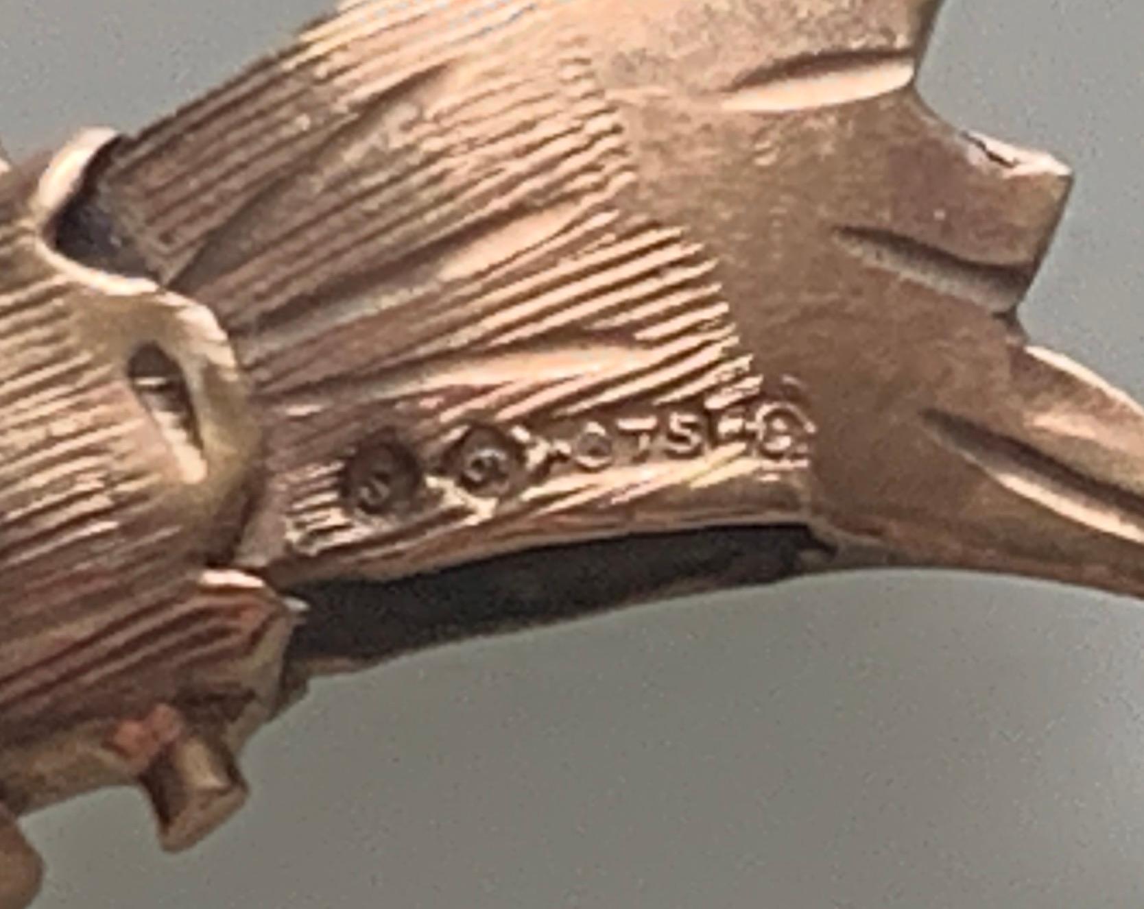 9ct Gold Vintage Articulated Fish Pendant 4