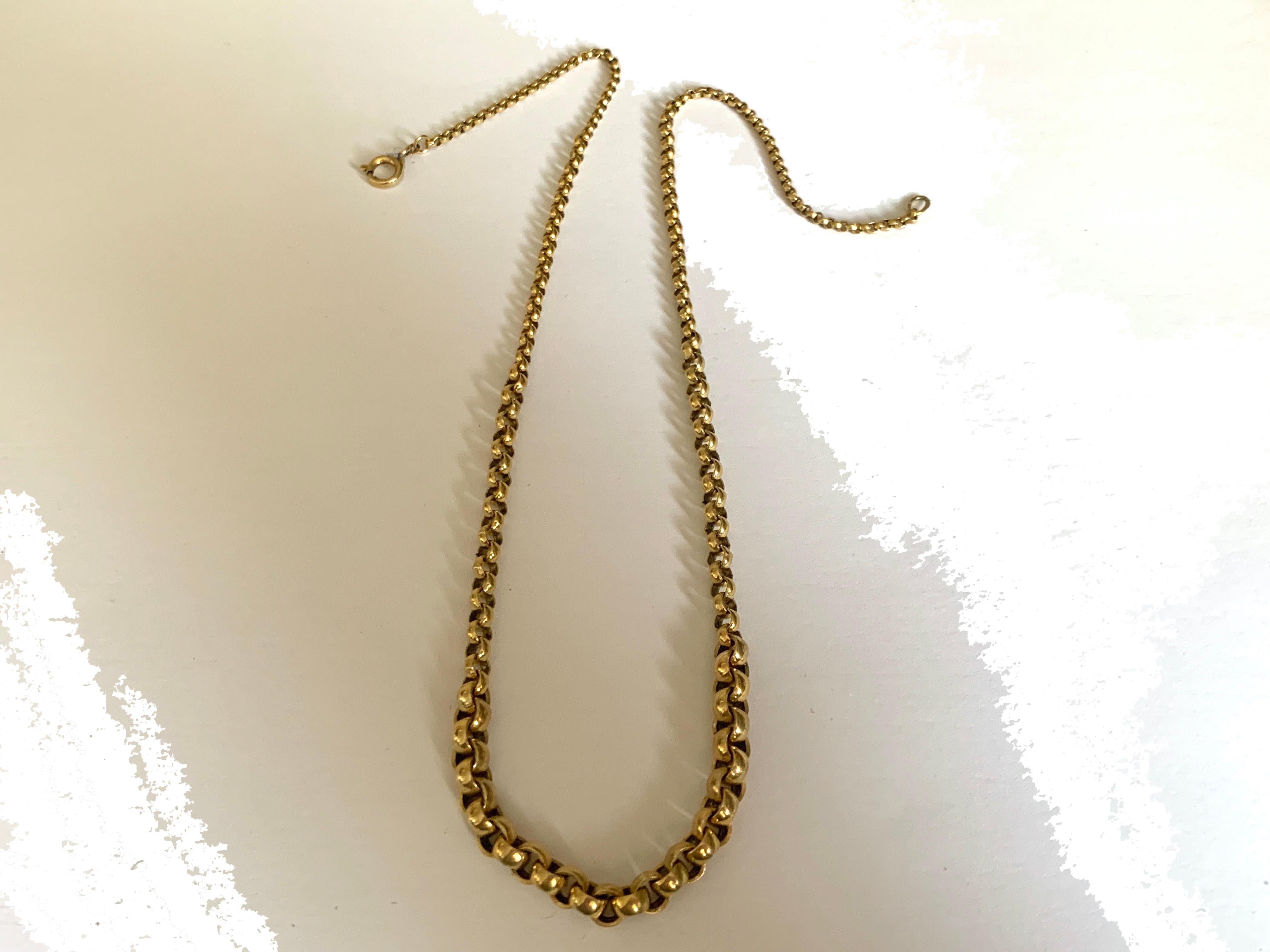 9ct 375 Gold Vintage Necklace 

Weighty Luxuriously smooth and  timeless 
Graduating Rolo link designed Chain / Necklace

This is a timeless piece of Jewellery made from superior gold
Gold has amazing depth of continuous bright gold colour truly