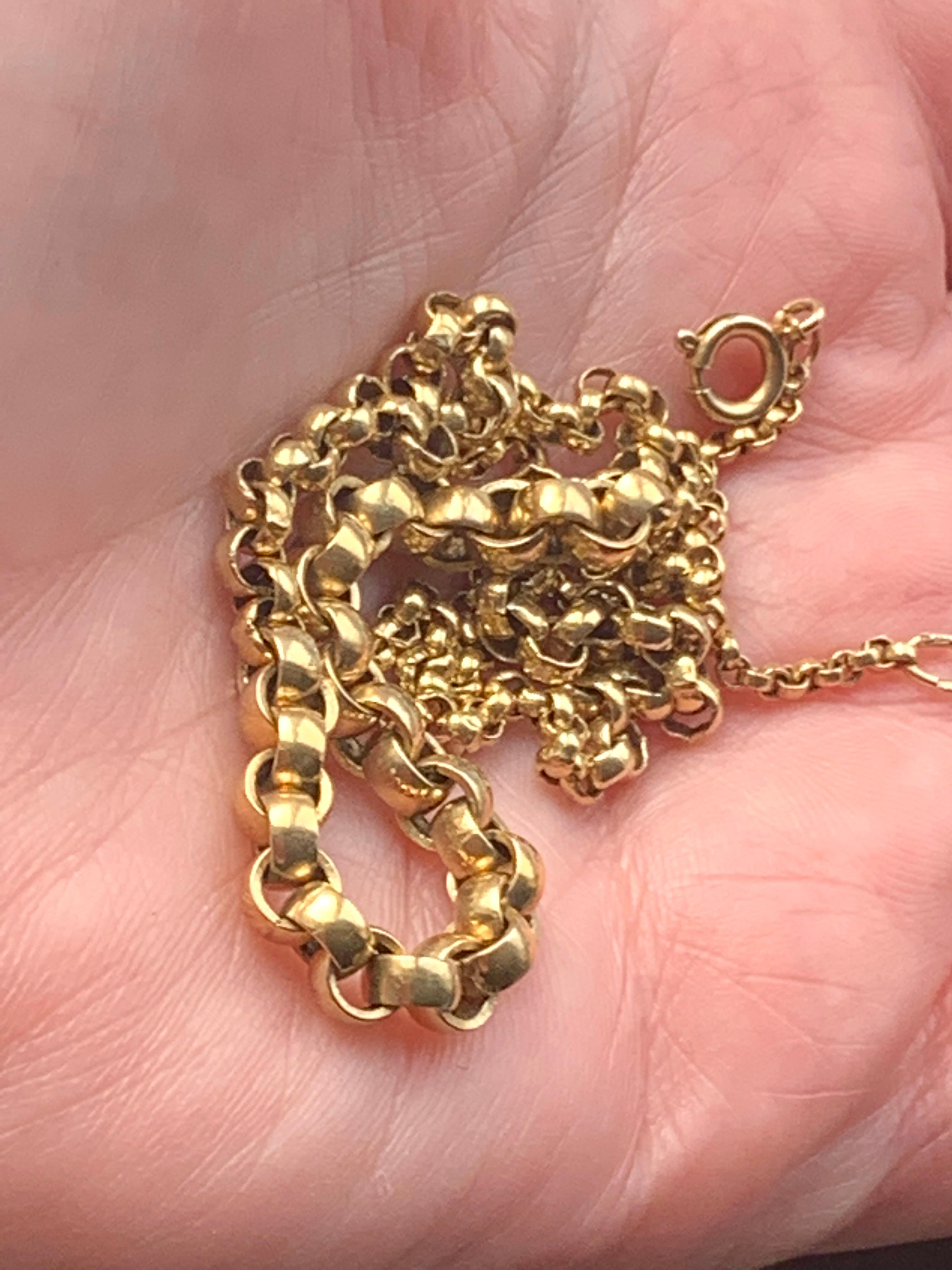 9ct Gold Exquisite Vintage Necklace For Sale 4