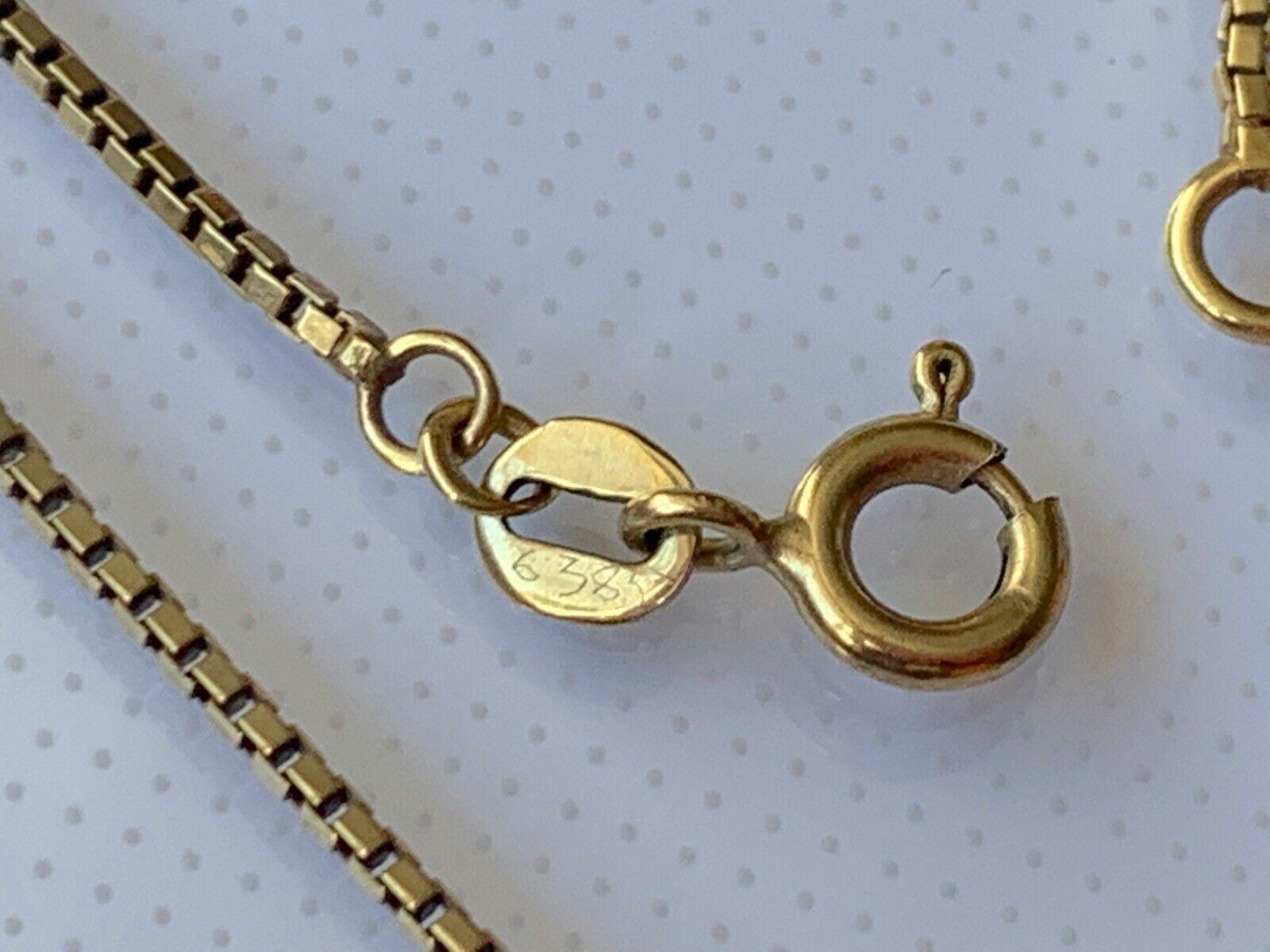 9ct Gold Necklace  For Sale 2