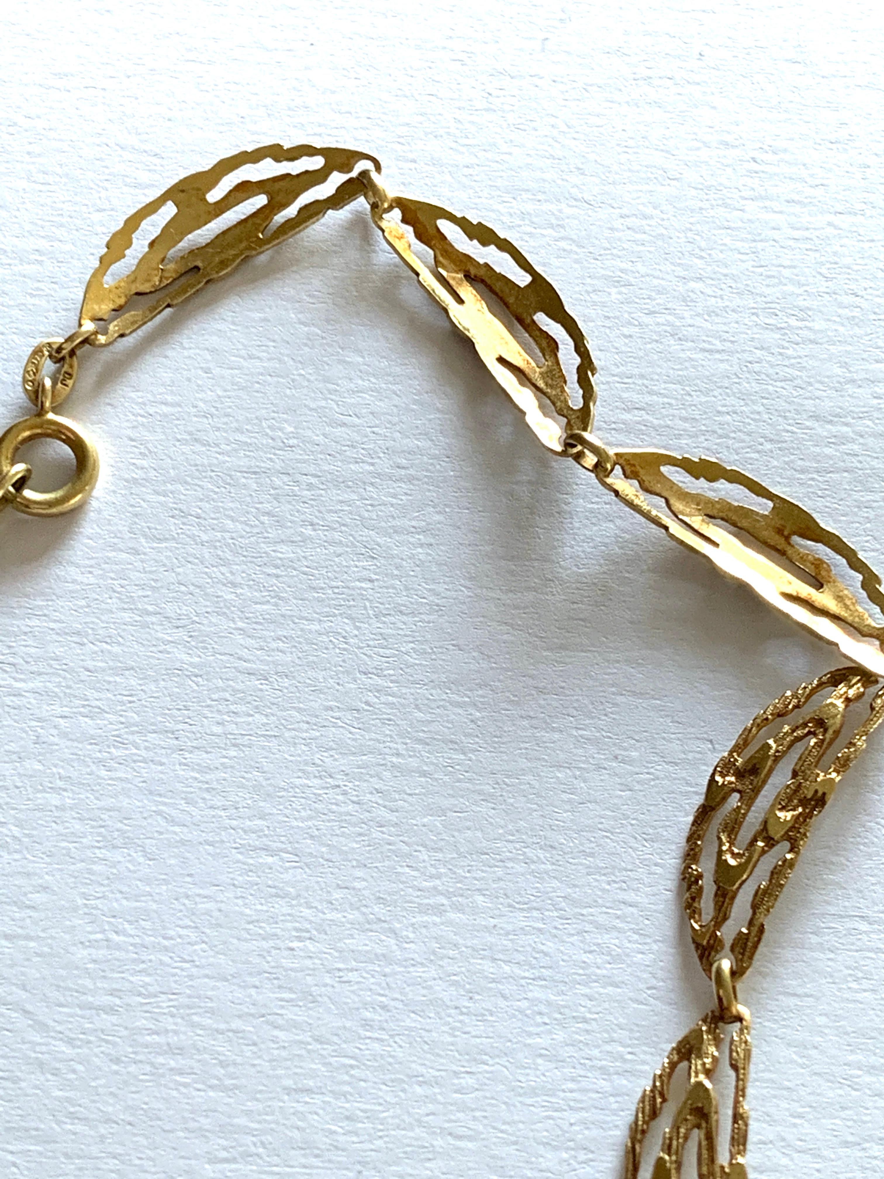 9ct Gold Vintage Necklace For Sale 5