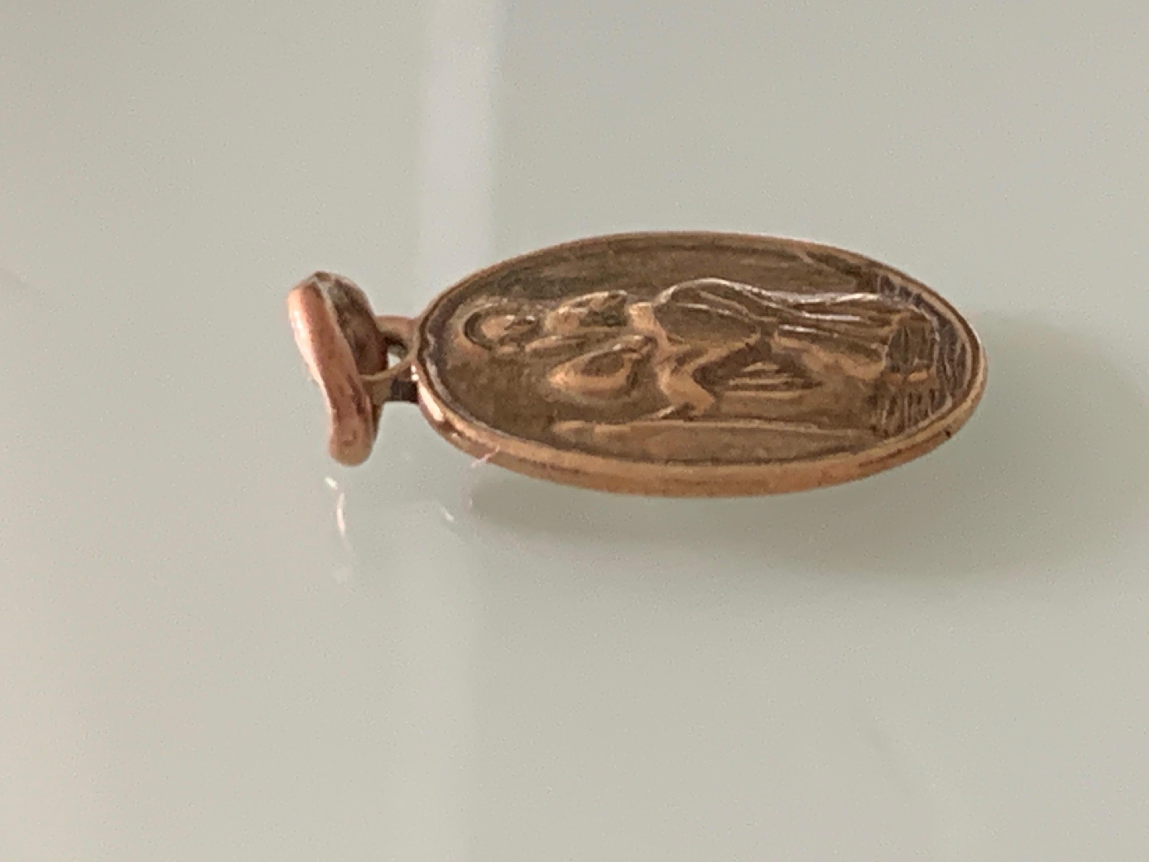 9ct Gold Vintage St.Christopher 3