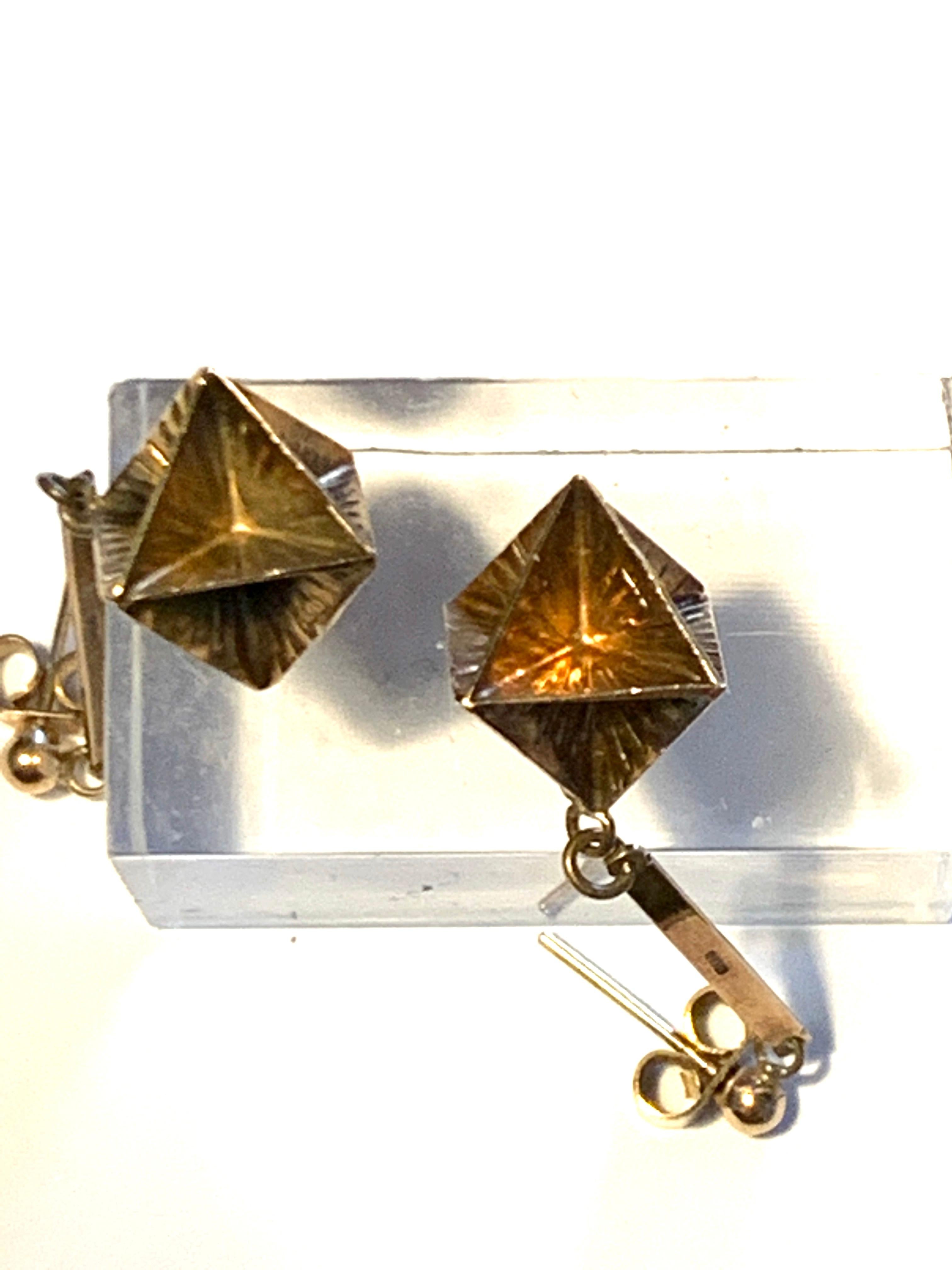 Rare Boucles d'oreilles géométriques en or début 20ème siècle en vente 6