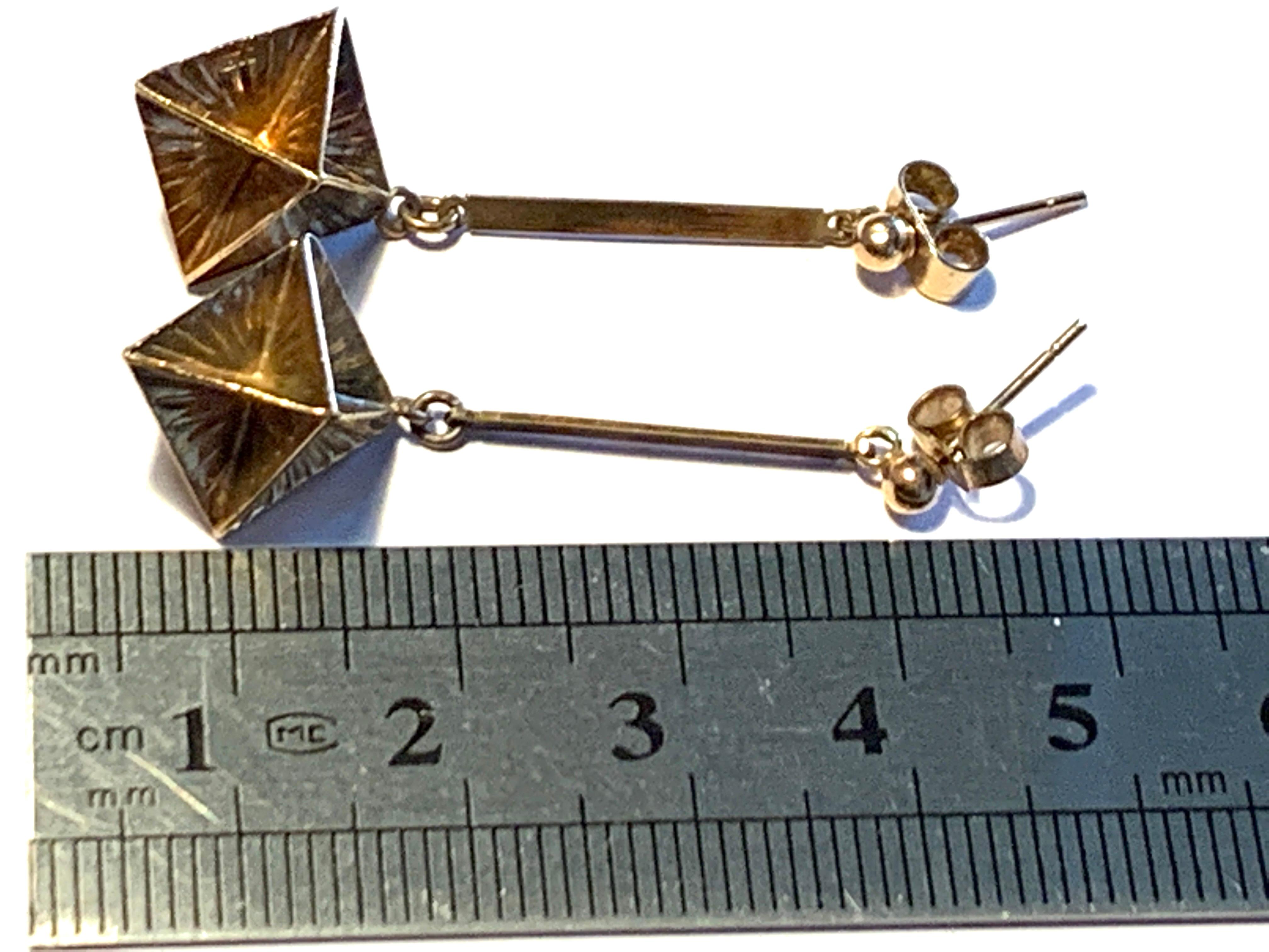 Rare Boucles d'oreilles géométriques en or début 20ème siècle en vente 2