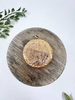 9ct Rose Gold Back & Front Stamped Edwardian Floral Shield Engraved Round Locket