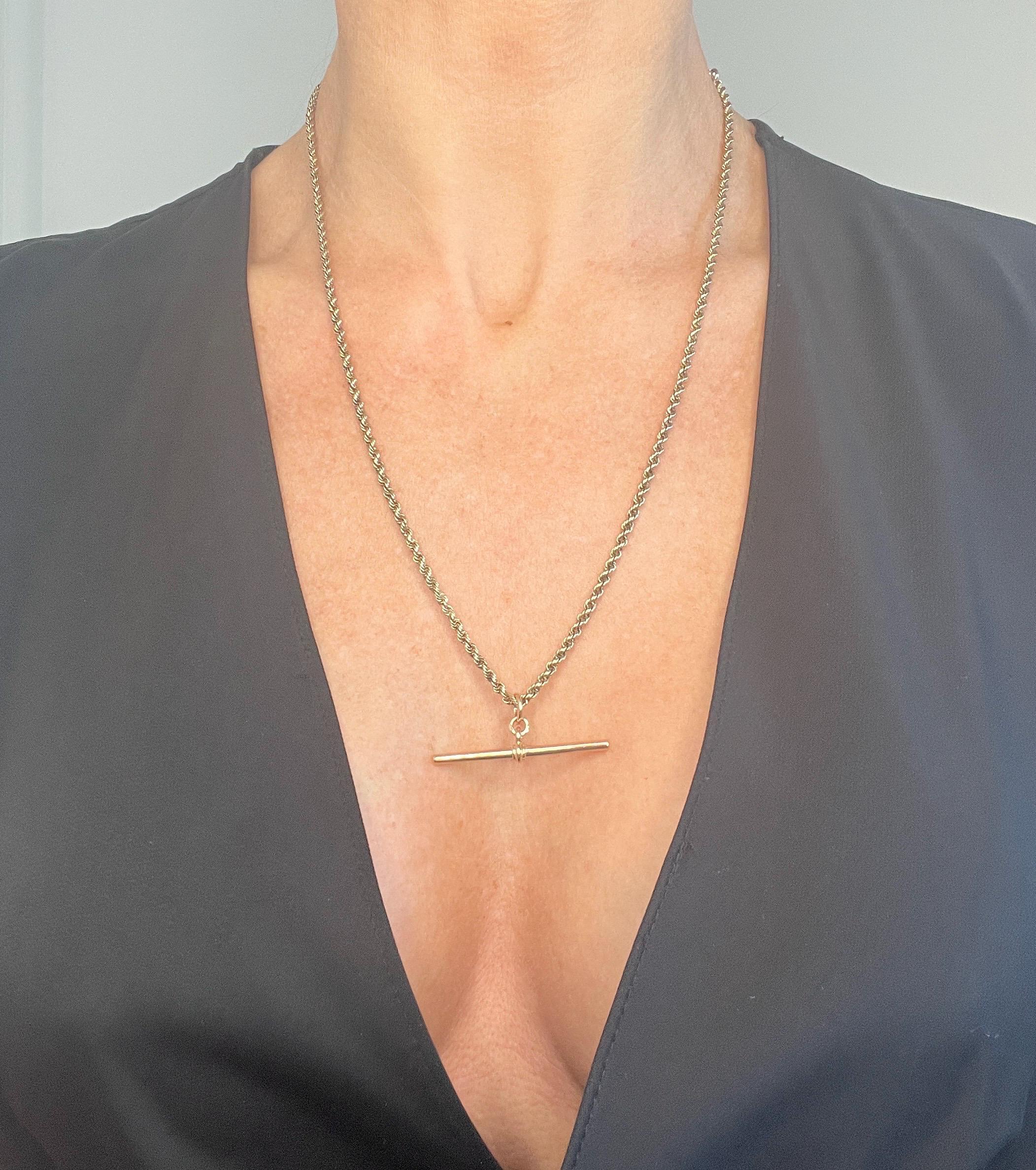 Antique Rope Link Chain

9ct Gold Stamped & Tagged

Makers Mark J G & S

Circa 1900

Step back in time with this exquisite 9ct rose gold chain, a beautiful example of Edwardian craftsmanship. This stunning piece features a solid rope link design