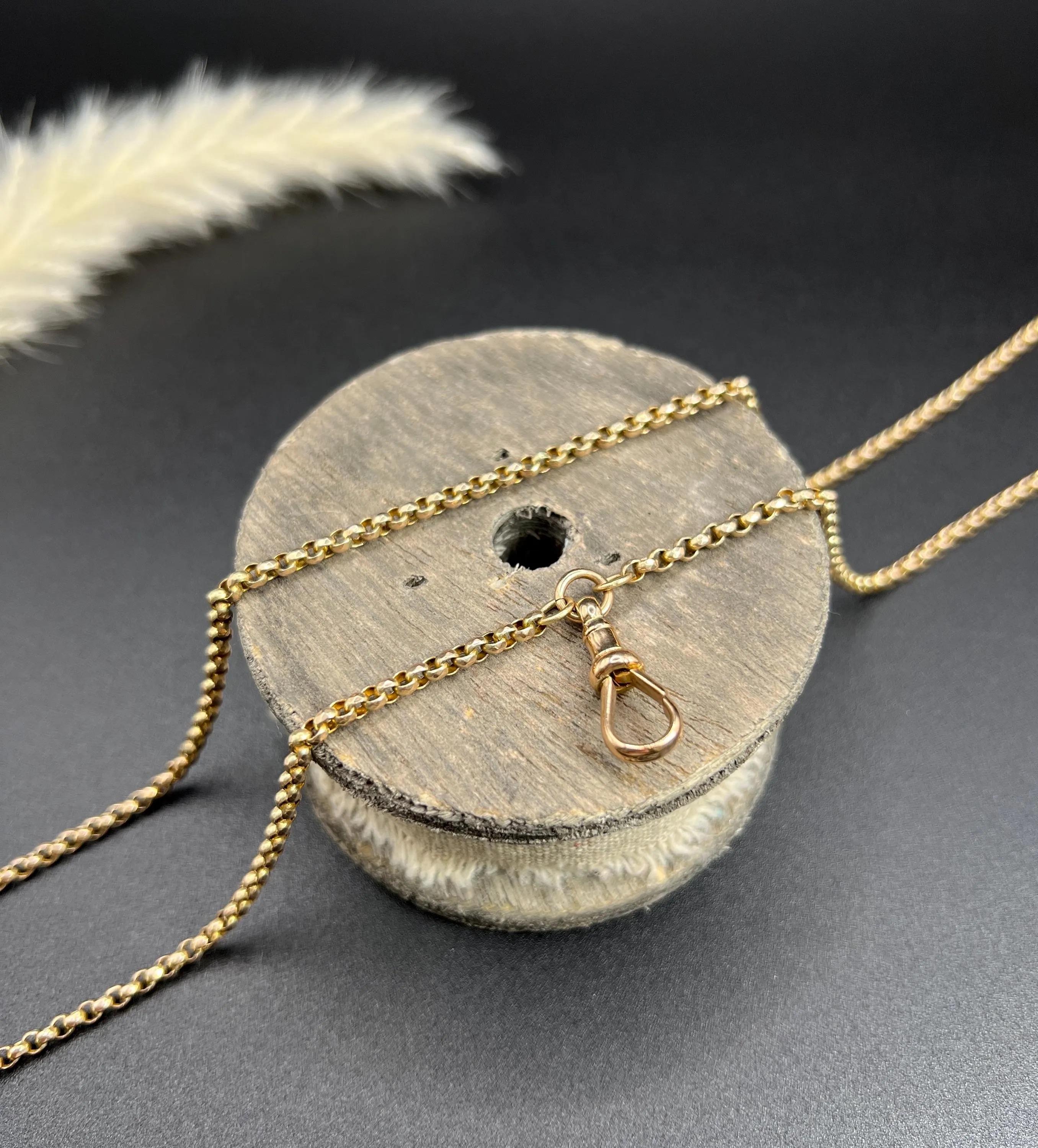 Chaîne de ceinture édouardienne ronde facettée 30 pouces avec fermoir pivotant en or rose 9 carats Bon état - En vente à Brighton, GB