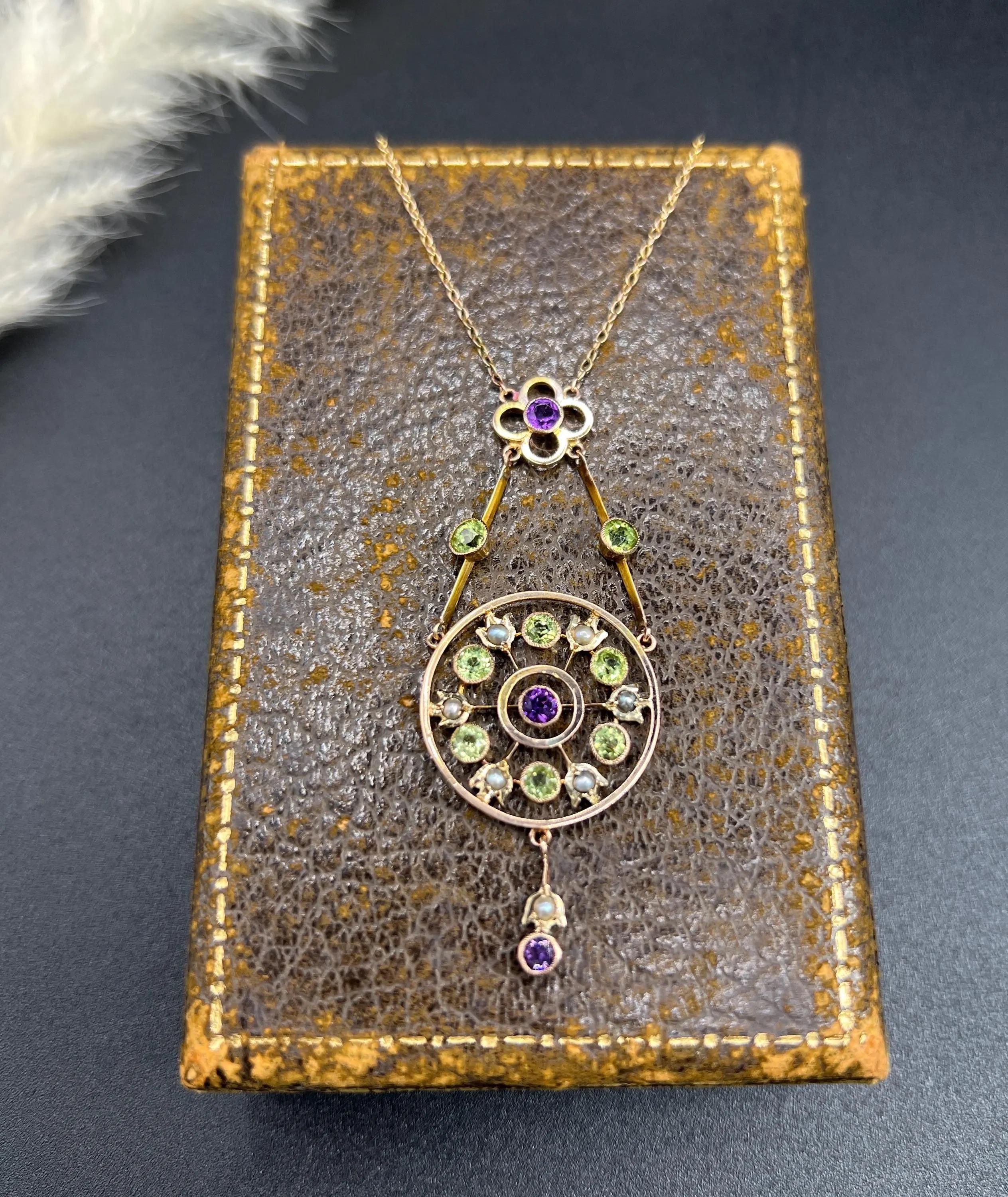 9ct Rose Gold, Edwardian Amethyst, Peridot & Seed Pearl, Suffragette Pendent en venta 1