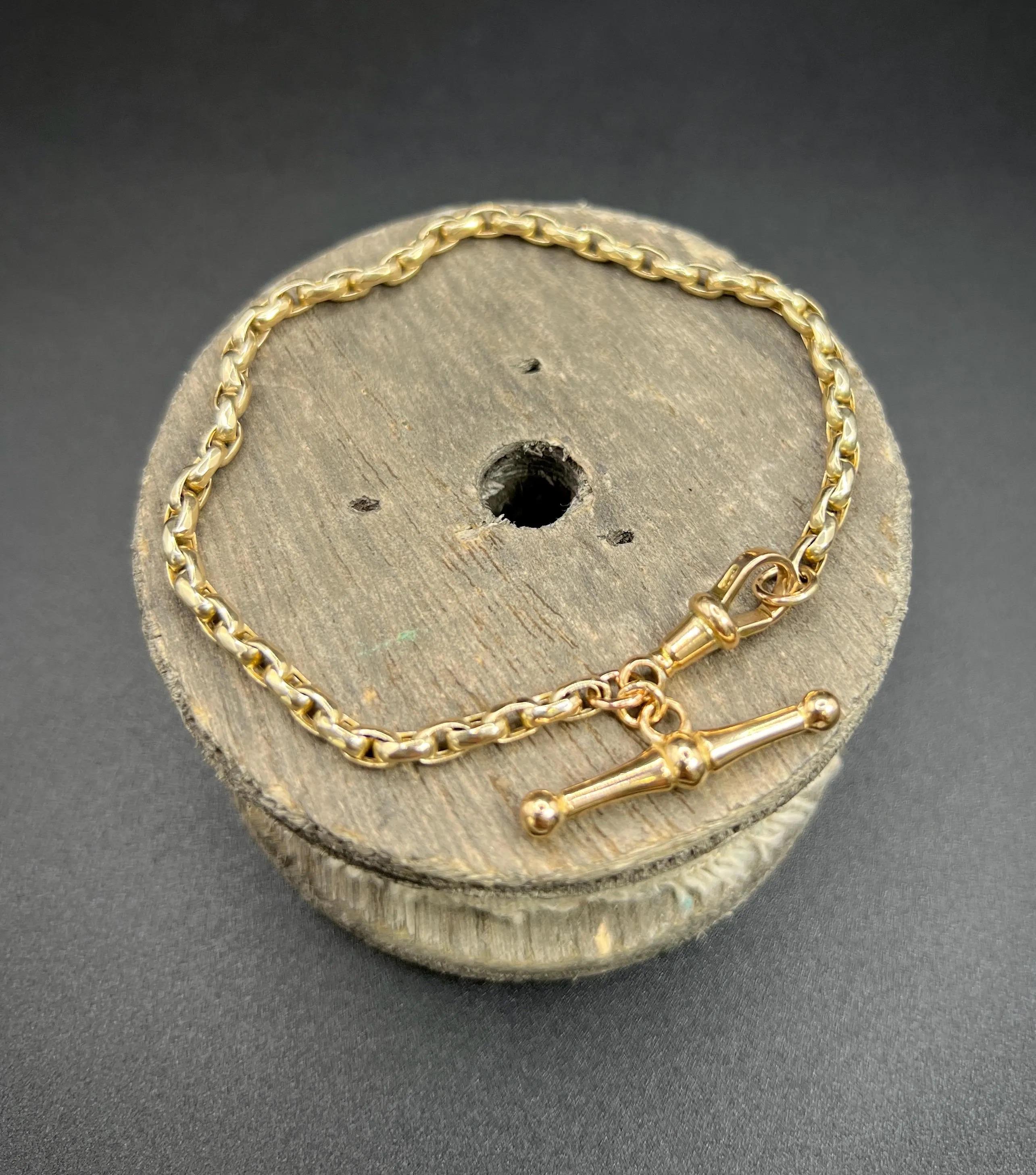 Édouardien Bracelet édouardien en or rose 9ct à maillons ovales facettés de type Belcher avec barrette pivotante et en T en vente