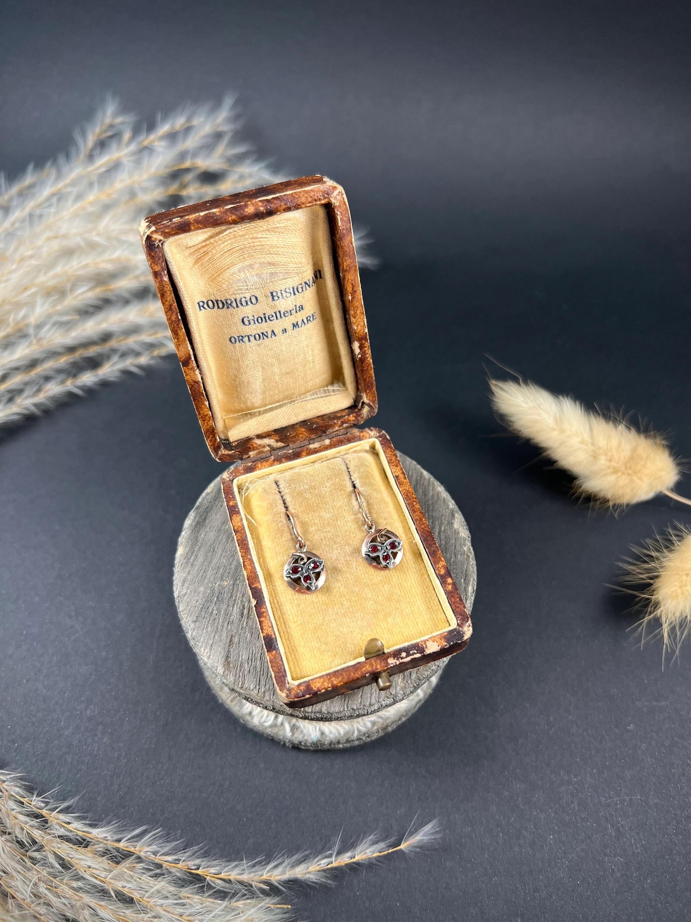 9ct Rose Gold Edwardian Garnet 3 Leaf Clover Drop Earrings With Silver Clovers For Sale 1